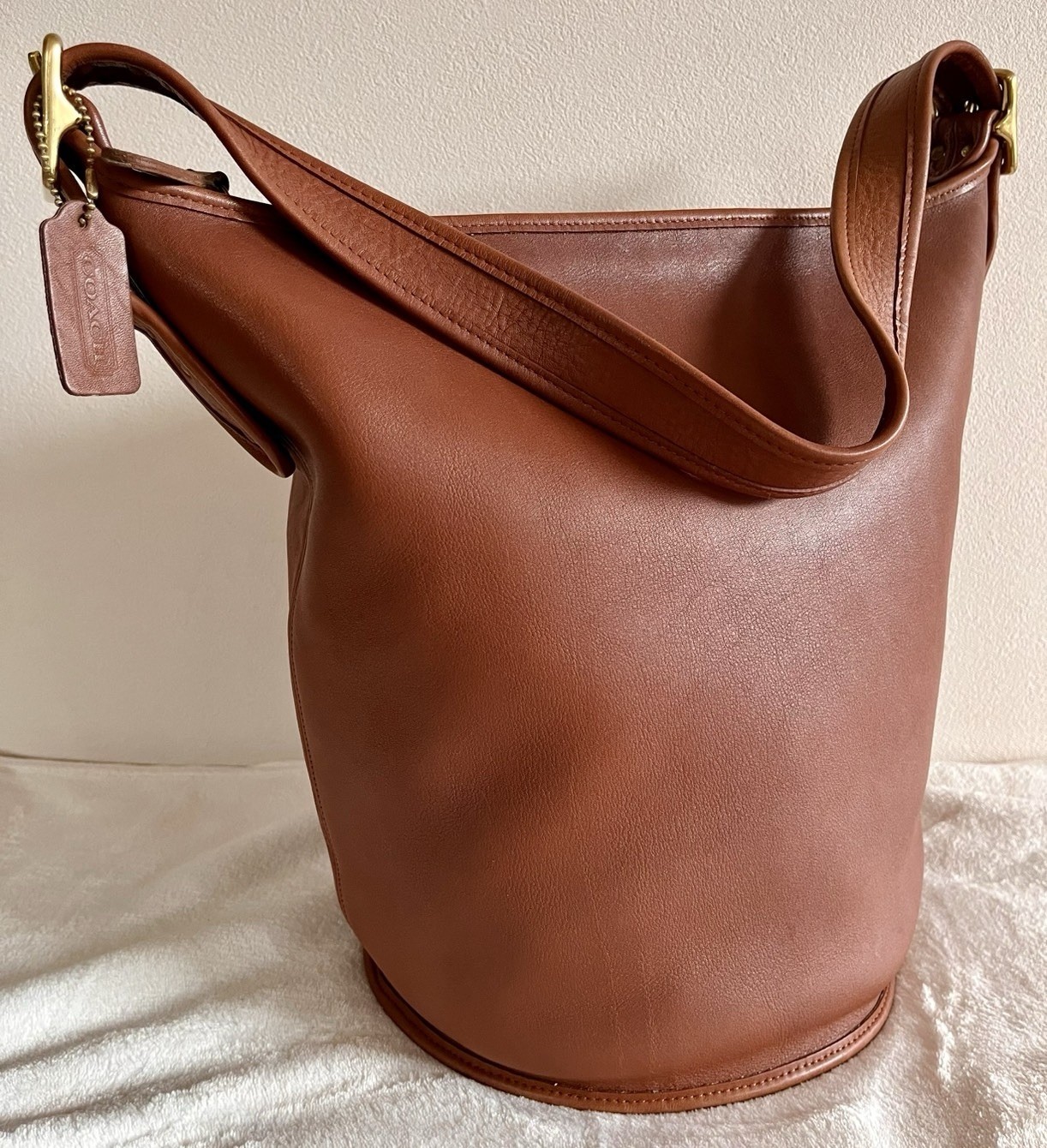 EUC VTG Coach 9085 XL Duffle Sac British Tan Glovetanned Leather Shoulder Bag