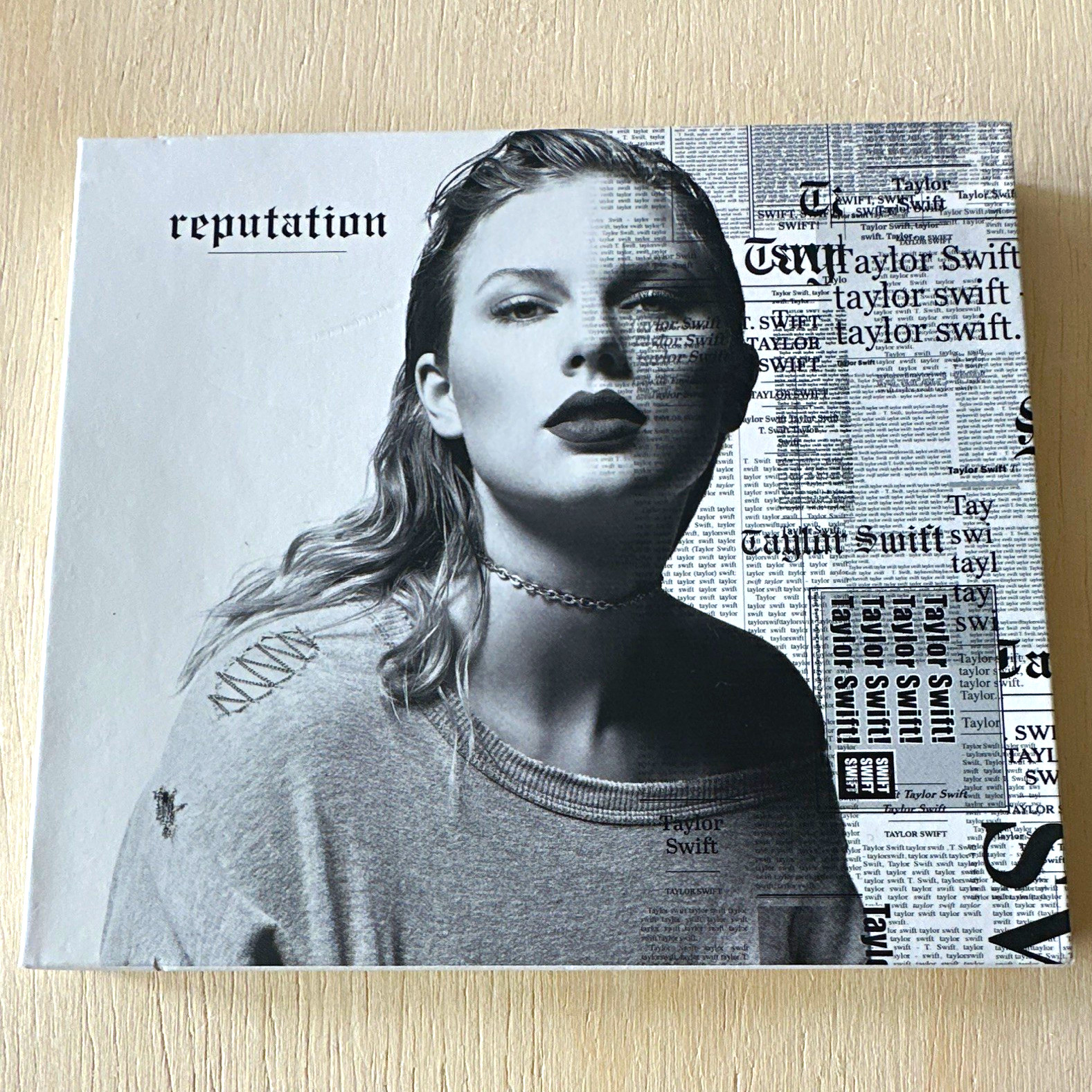 Taylor Swift - reputation (CD, 2017, Big Machine Records) Slip Case Jewel case Taylor Swift - reputation (CD, 2017, Big Machine Records) Slip Case Jewel case