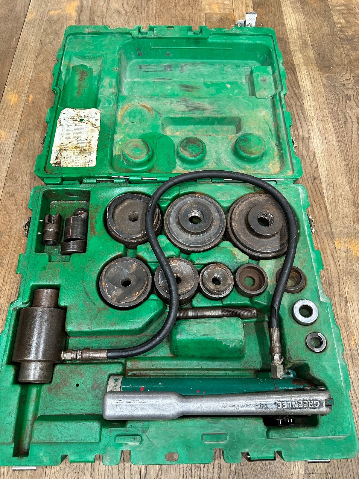 Greenlee 7310SB Slug Buster KO Knockout Punch Set 1/2\