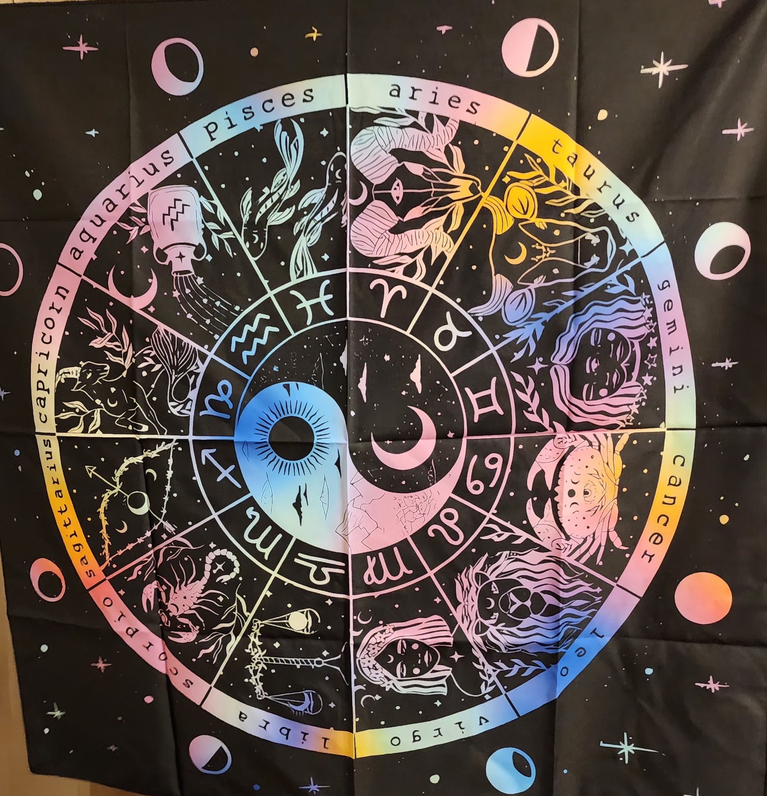 Zodiac Beautiful Alter Cloth Brand New
