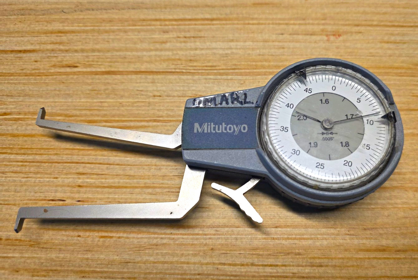Mitutoyo Deep Jaw Long Reach Internal Dial Caliper. Mitutoyo Deep Jaw Long Reach Internal Dial Caliper.