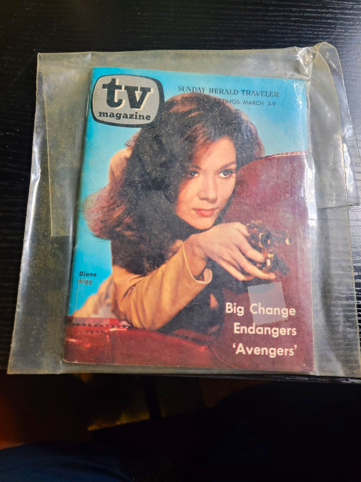 Vintage 1968 Sunday Herald Traveler TV Magazine Mar 3–9 Diana Rigg Insert