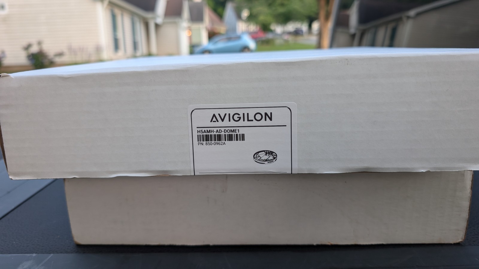 Avigilon H5AMH-AD-DOME1