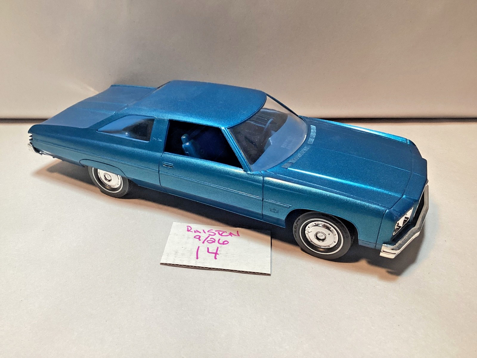 Vintage MPC 1975 Caprice Classic dealer promo car 1/25 blue Vintage MPC 1975 Caprice Classic dealer promo car 1/25 blue