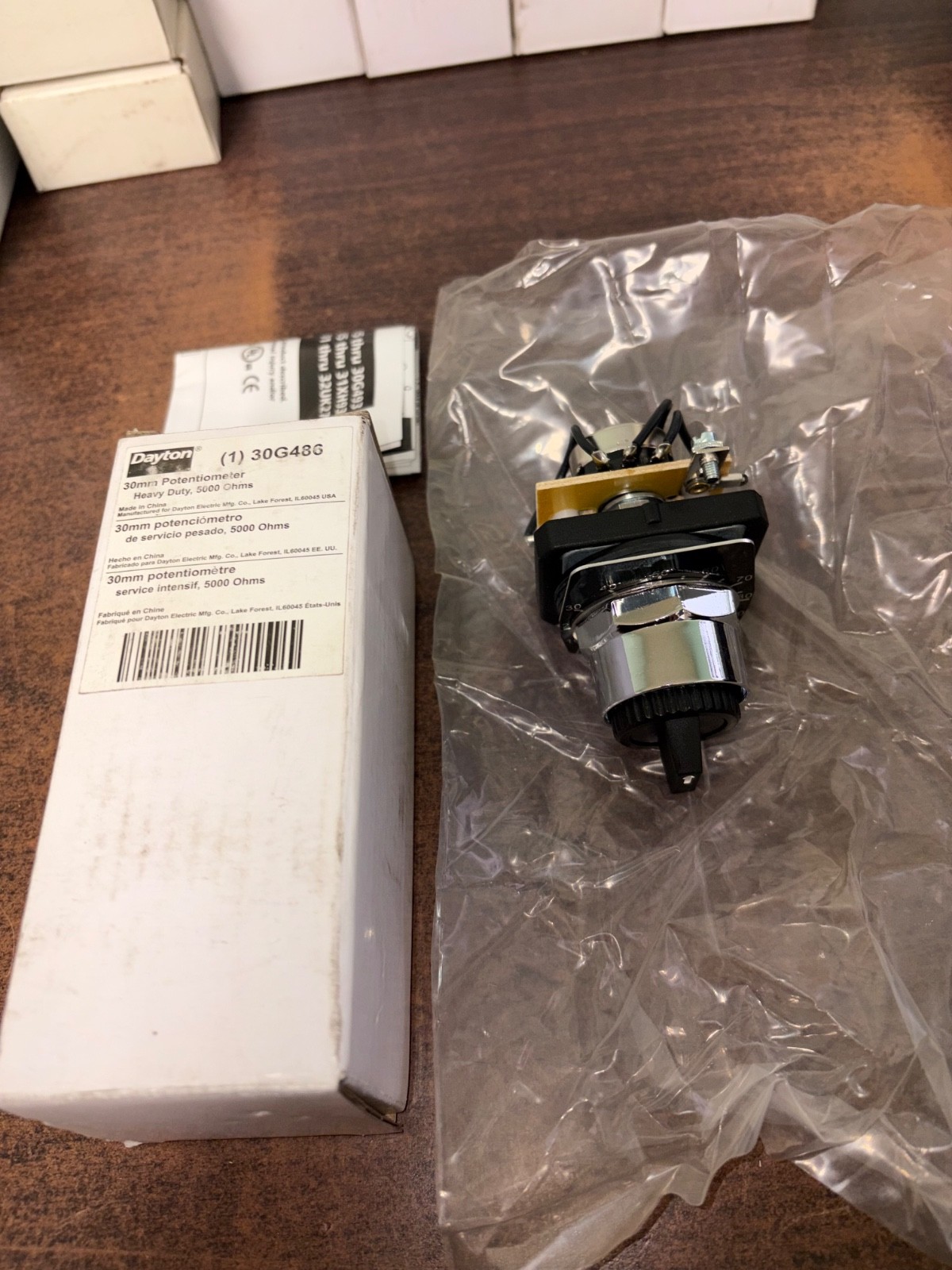 NEW DAYTON 30G486 30MM POTENTIOMETER HEAVY DUTY 50000 OHMS . B333