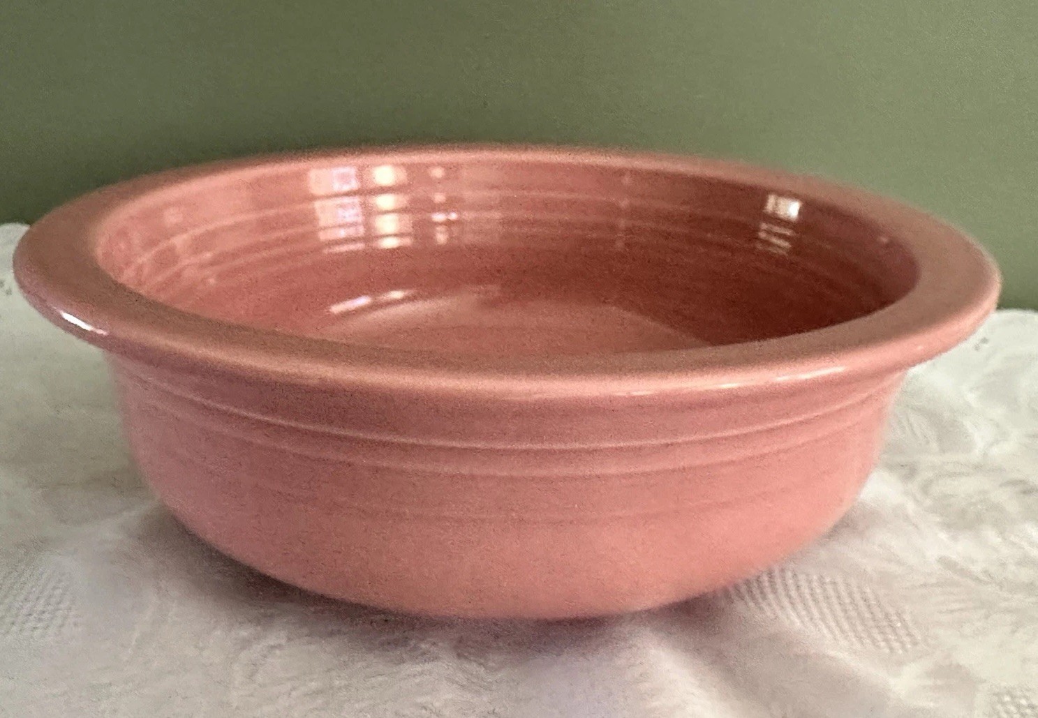 Fiesta Rose Pink 1 Qt Serving Bowl 8.25”Vintage Retired Fiesta Ware Collector Fiesta Rose Pink 1 Qt Serving Bowl 8.25”Vintage Retired Fiesta Ware Collector