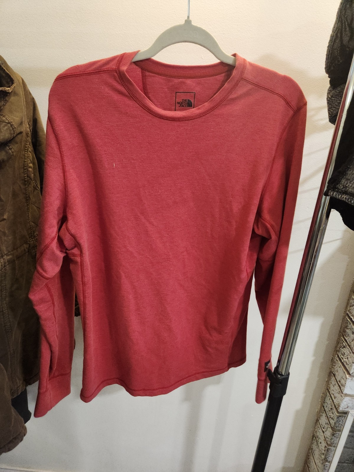 The North Face Red Performance Long Sleeve Mens Large The North Face Red Performance Long Sleeve Mens Large