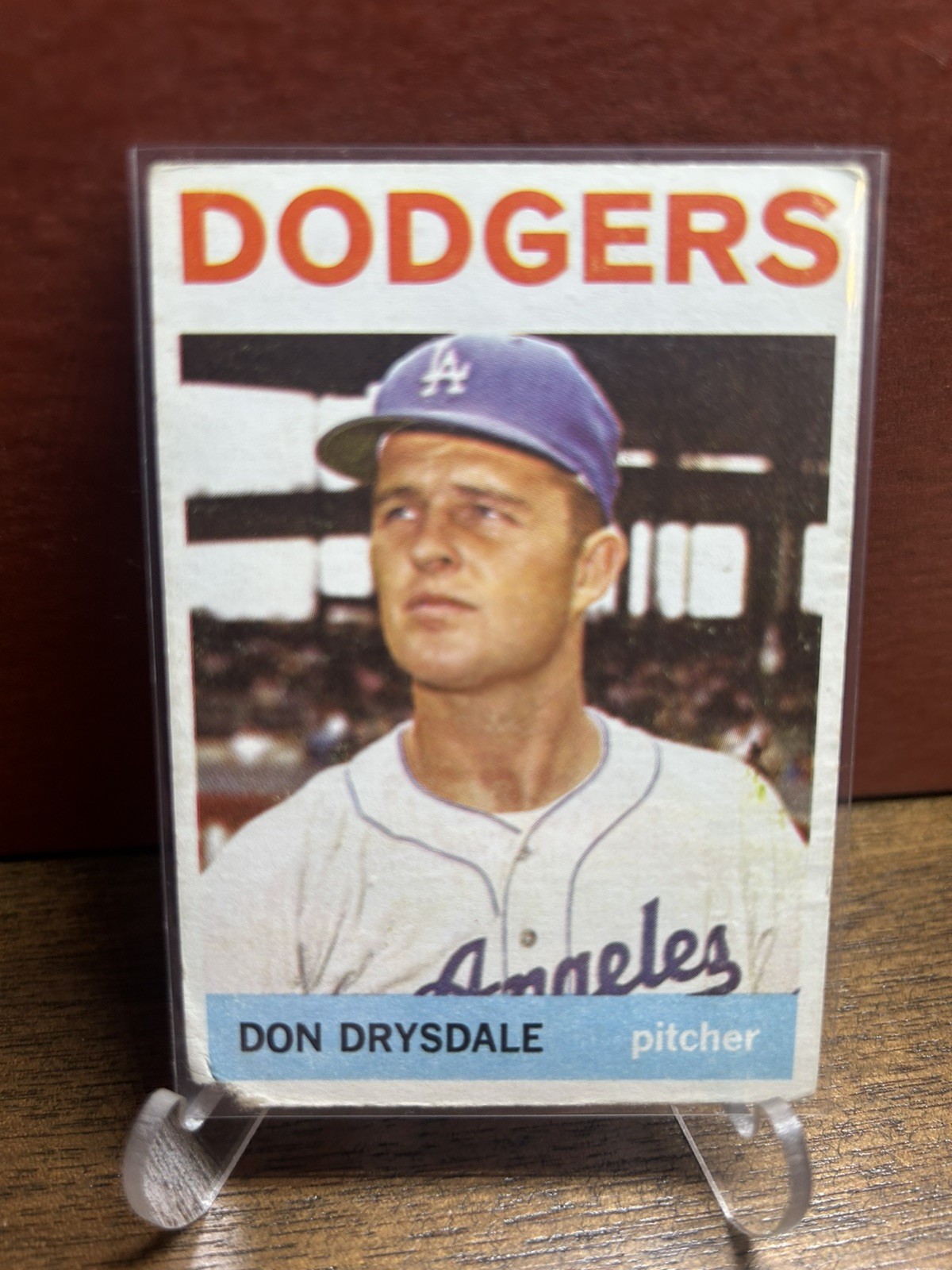 1964 Topps HOF Don Drysdale #120 Good condition nick lower left 1964 Topps HOF Don Drysdale #120 Good condition nick lower left