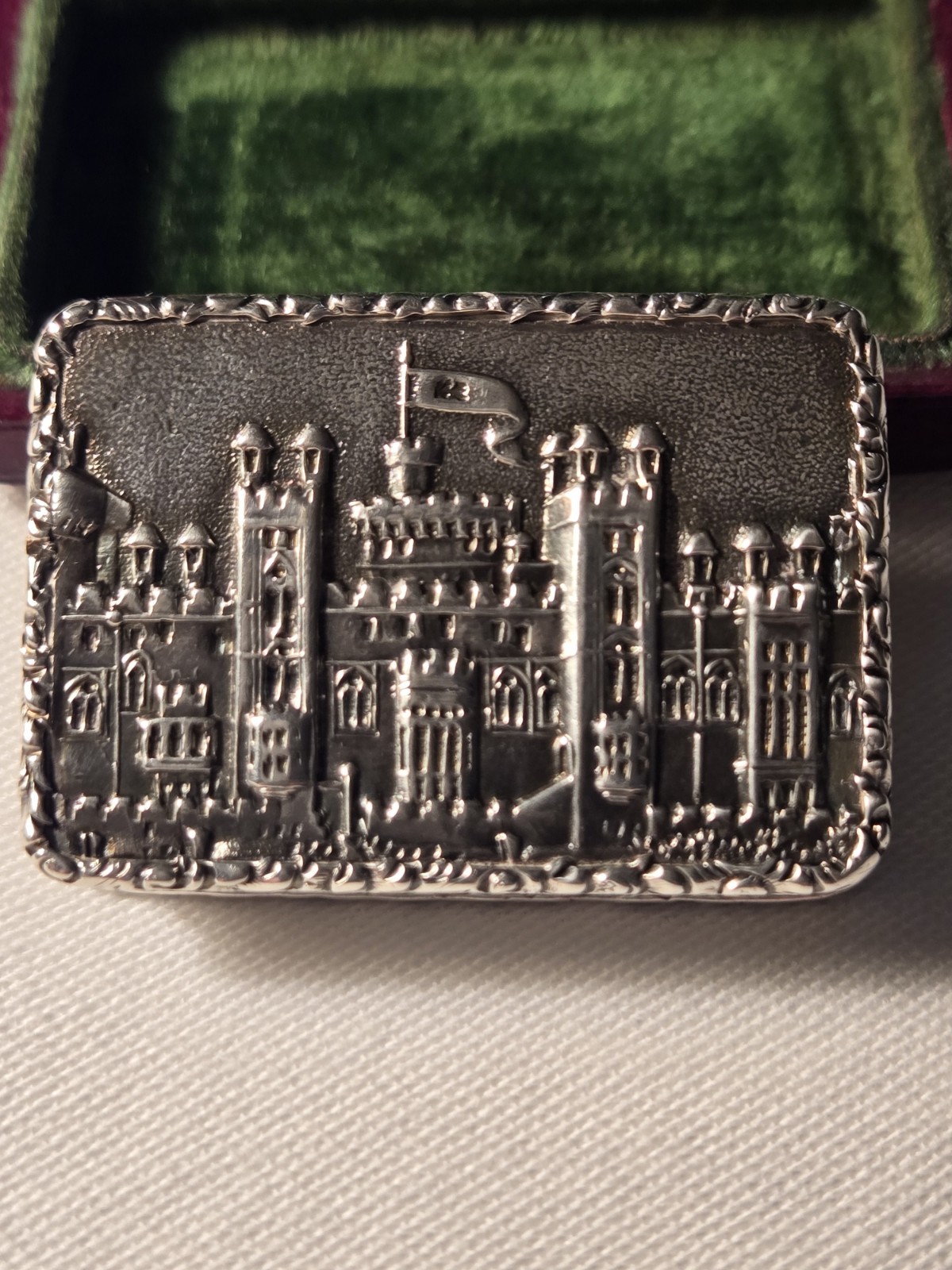 Nathaniel  Mills Sterling Castletop Vinaigrette(Windsor Castle) 1841