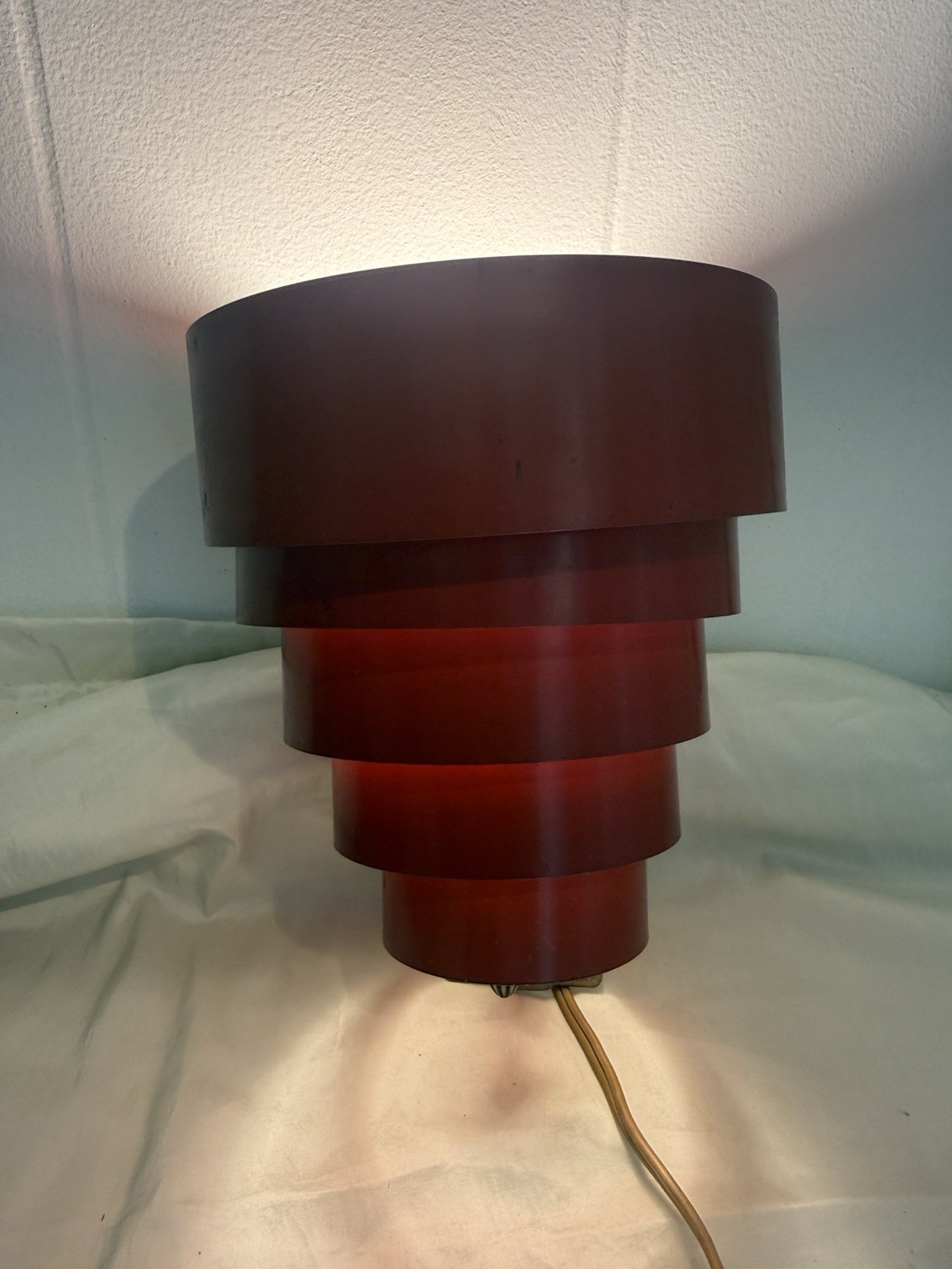 Vintage Red Venetian Blind Tiered Sconce Wall Lamp Light MCM Metal Light