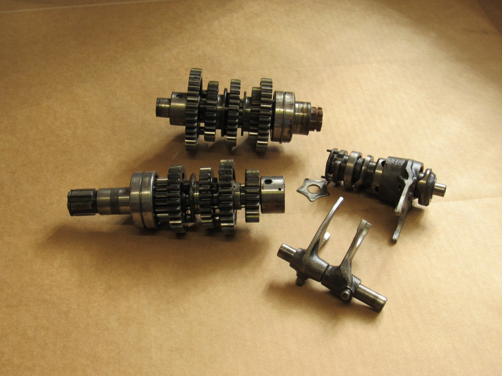 Honda 1972-1973 XL250 SL250E Engine Transmission Gear Box Sprockets Shafts Main