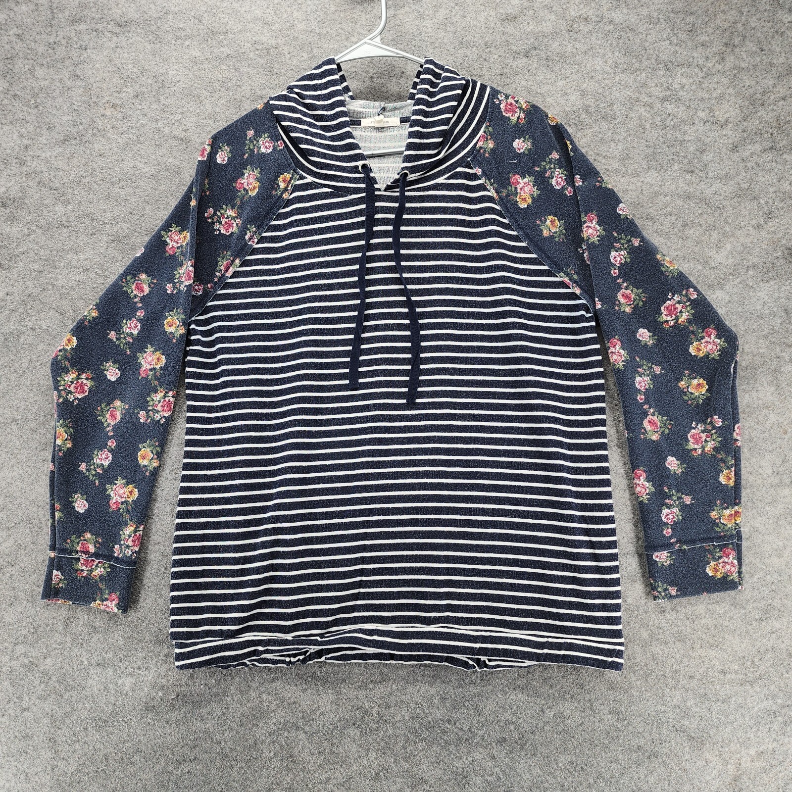 Maurices Shirt Womens Large Blue Striped Long Sleeve Hooded Floral Maurices Shirt Womens Large Blue Striped Long Sleeve Hooded Floral