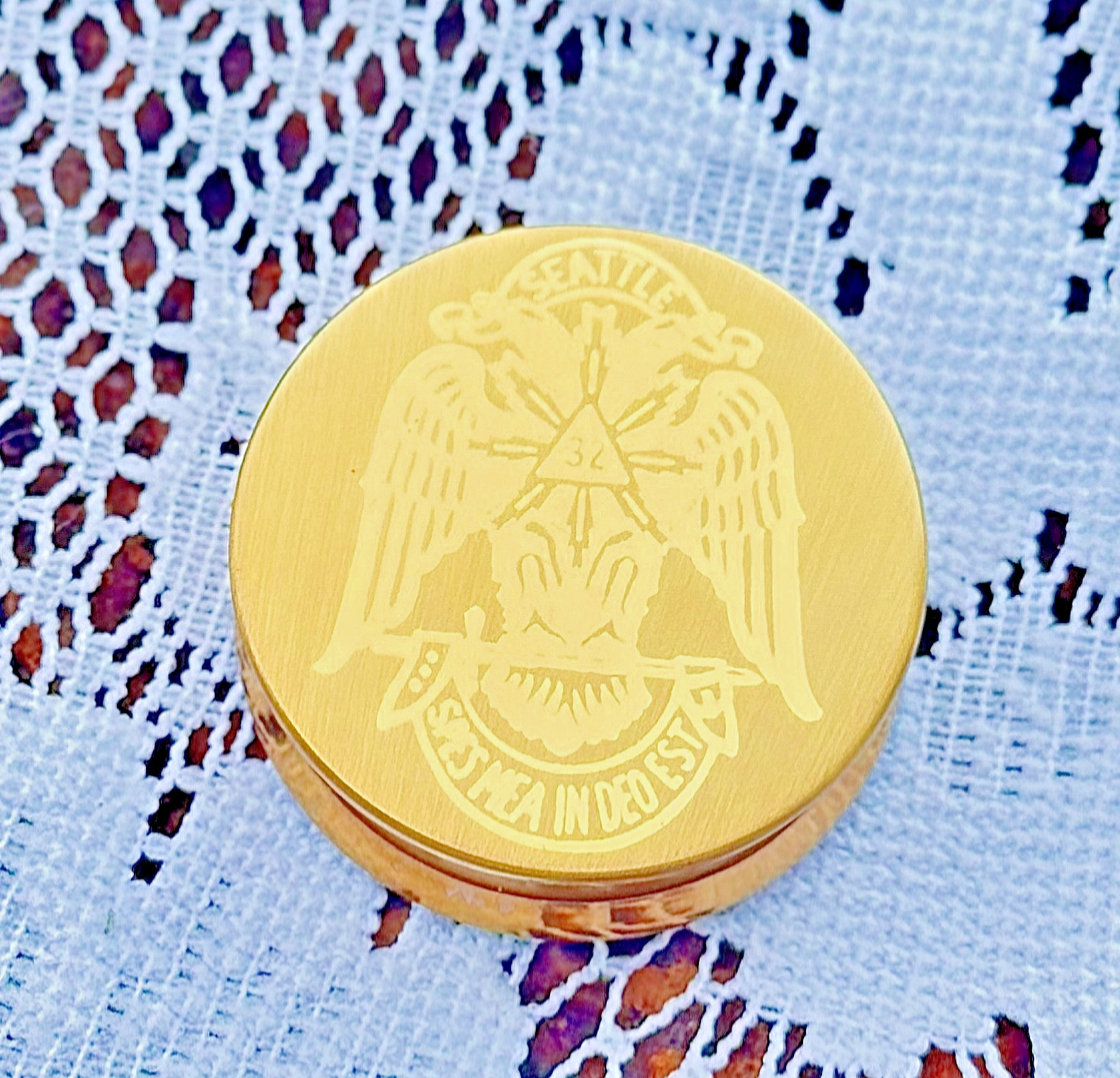 Rare Vintage 32nd Degree Scottish Rite Masonic Mini Compact • Seattle Valley
