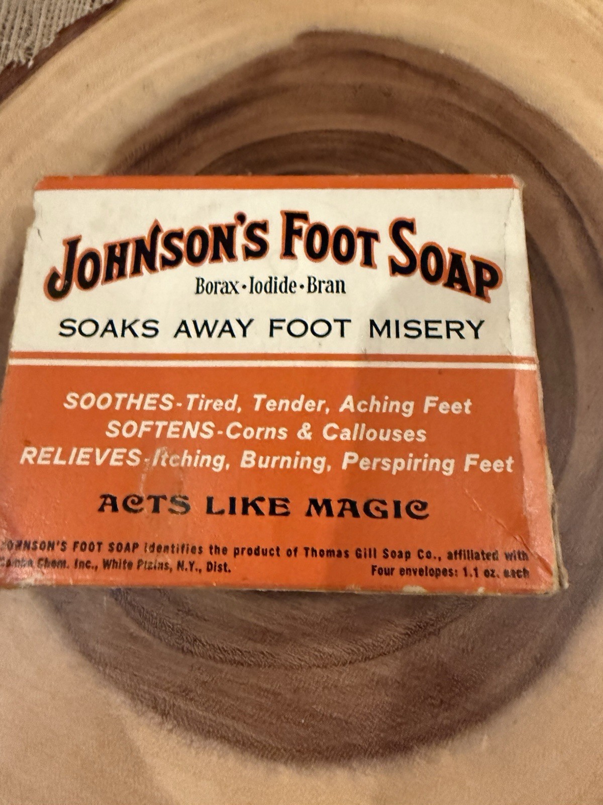 Johnson\'s Foot Soap Soaks Away Foot Misery - 3 pack - Discontinued Vintage Pack