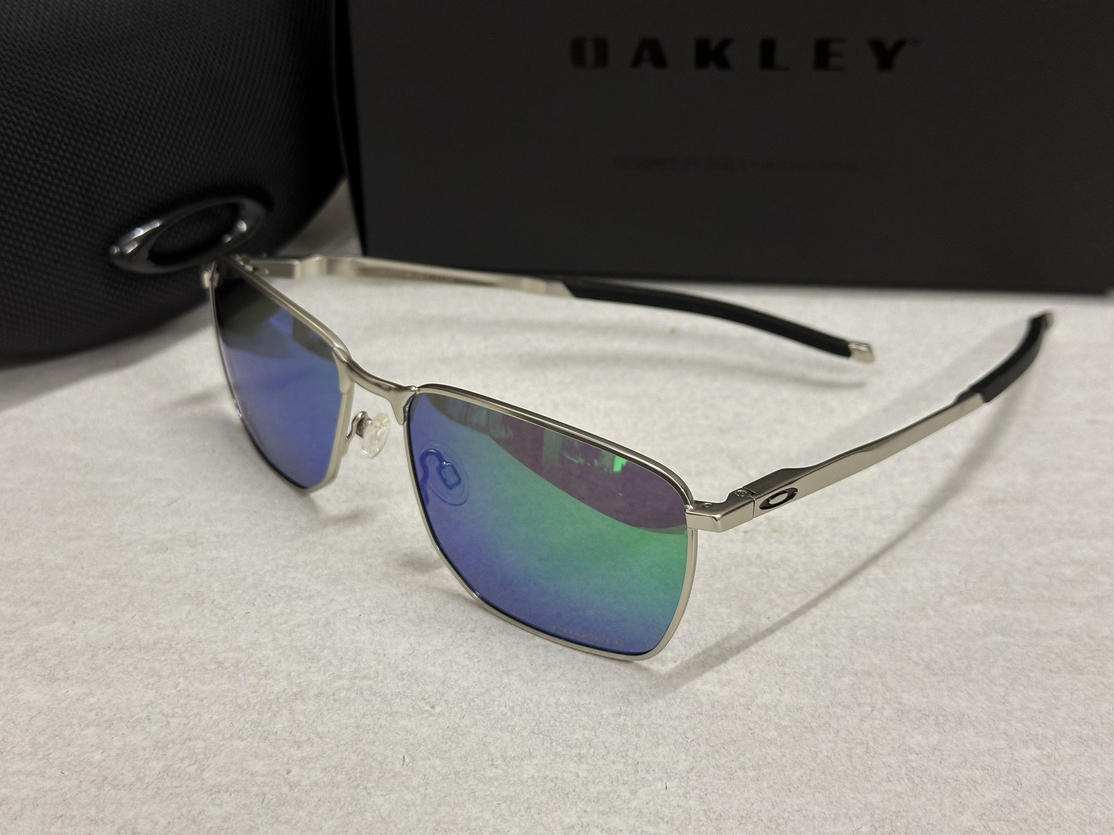 NEW Oakley EJECTOR Matte Gunmetal DUCATI  PRIZM Sunglass 4142 Polarized