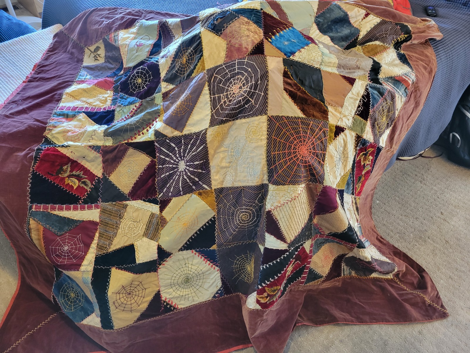 ANTIQUE RARE SPIDER WEB CRAZY QUILT Bedspread Coverlet Quilt As Found 68×80inch ANTIQUE RARE SPIDER WEB CRAZY QUILT Bedspread Coverlet Quilt As Found 68×80inch