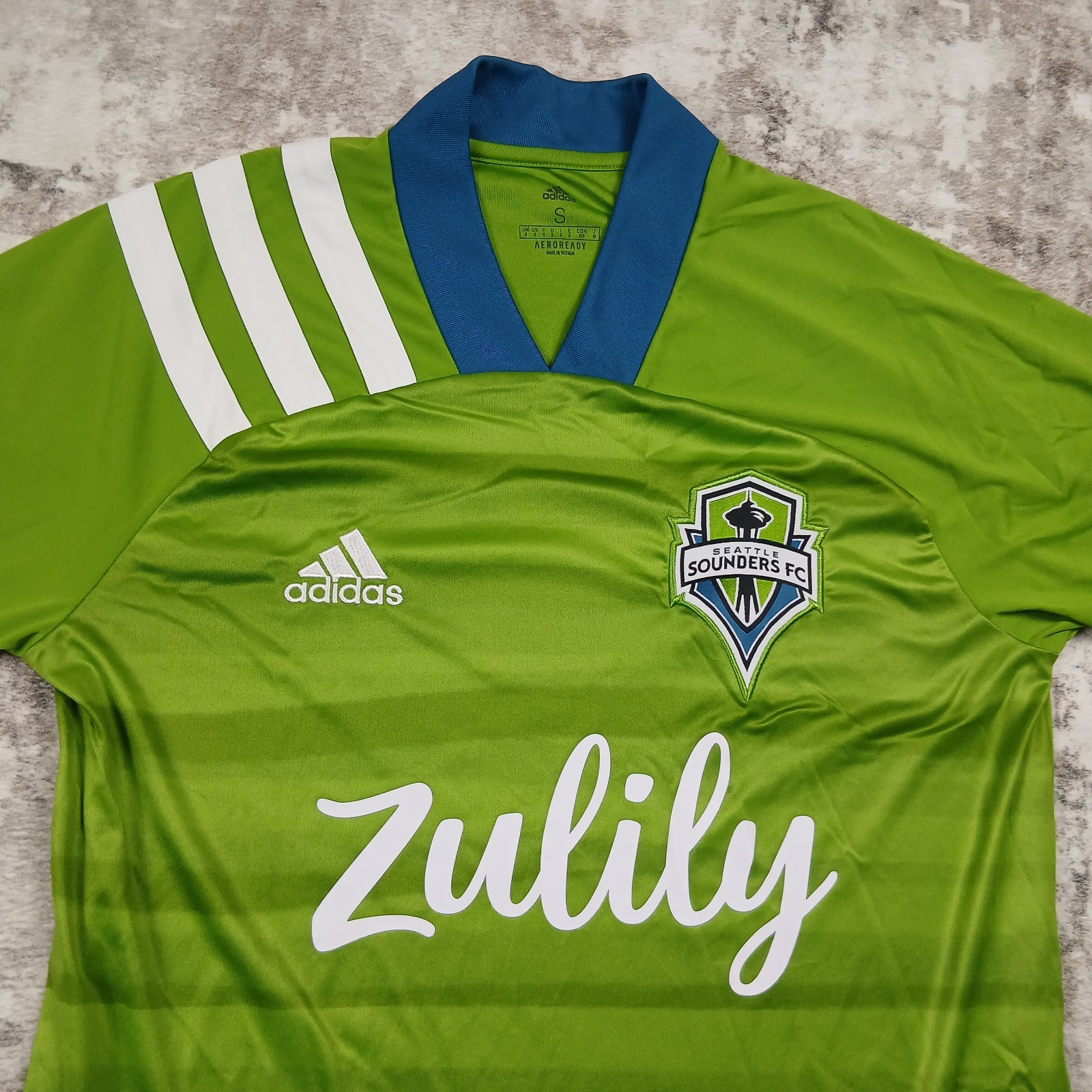 NWOT Seattle Sounders Soccer Jersey Mens Small Green Adidas NWOT Seattle Sounders Soccer Jersey Mens Small Green Adidas