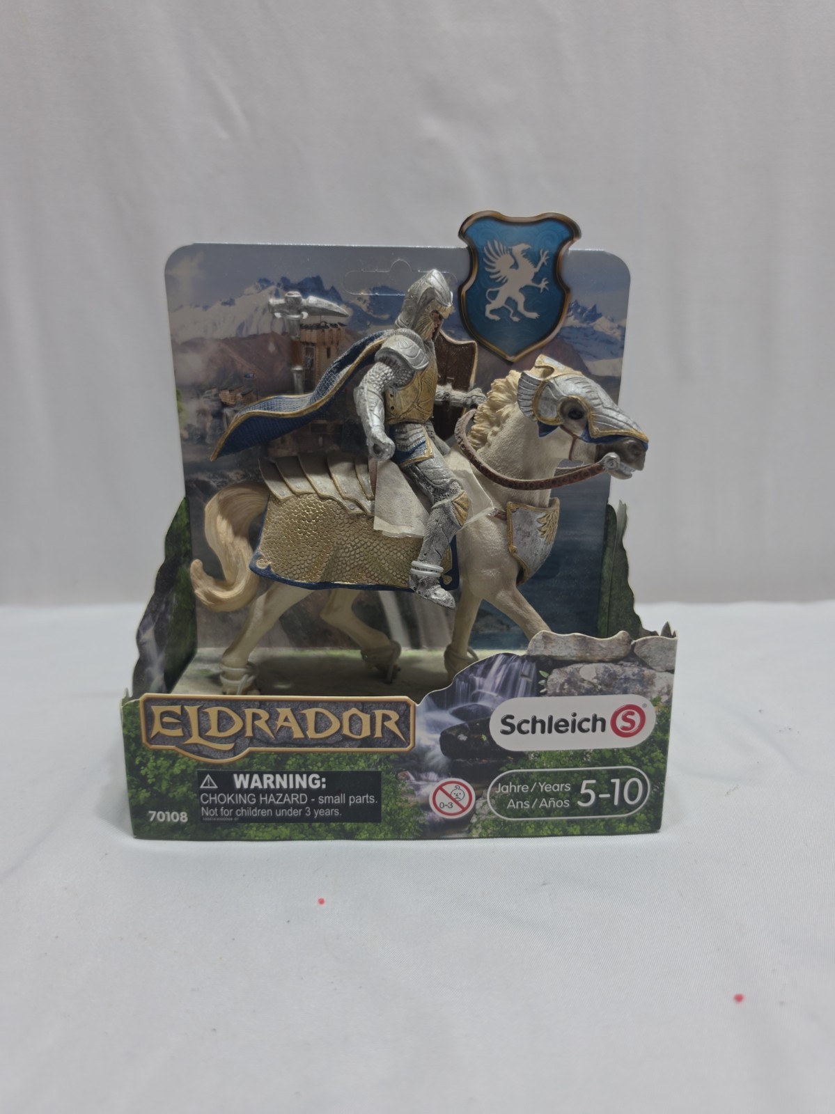 Schleich Complete Gryphon Knight on Armor White Horse with Shied & Hammer 70108 Schleich Complete Gryphon Knight on Armor White Horse with Shied & Hammer 70108