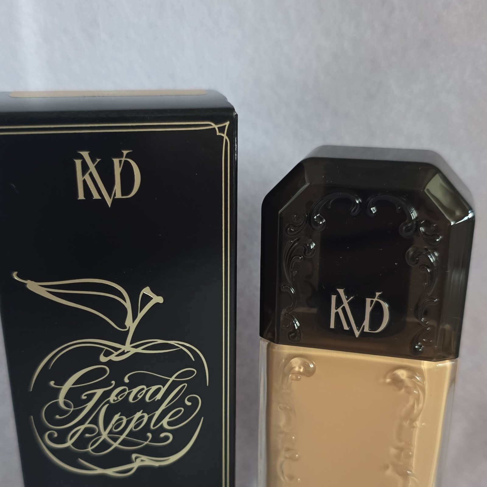 KVD Good Apple Serum Foundation Medium 030 Full Coverage Matte Long Lasting 1oz