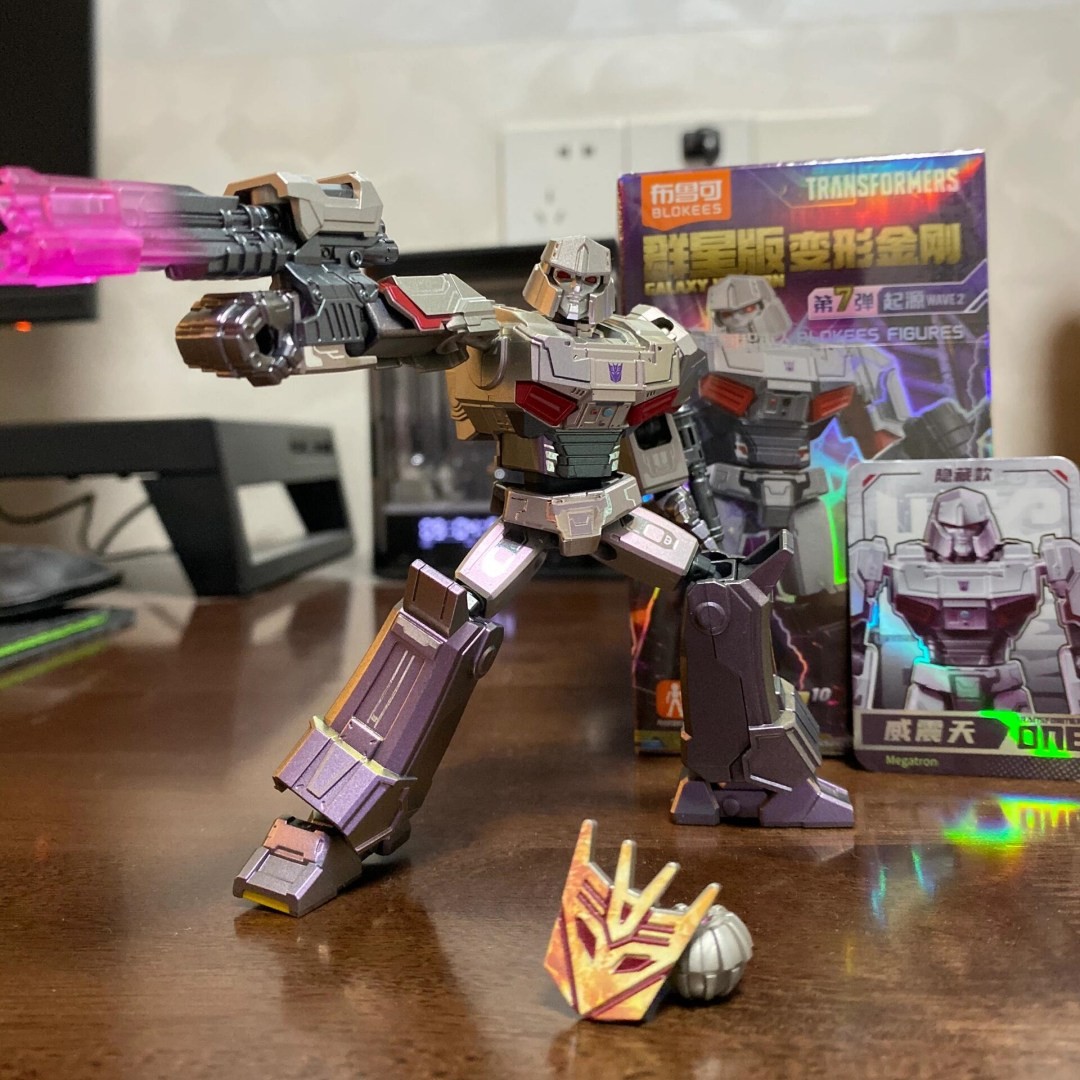 Blokees Transformers ONE WAVE 2 Galaxy Ver. 7th Megatron Special Model Kit Gift