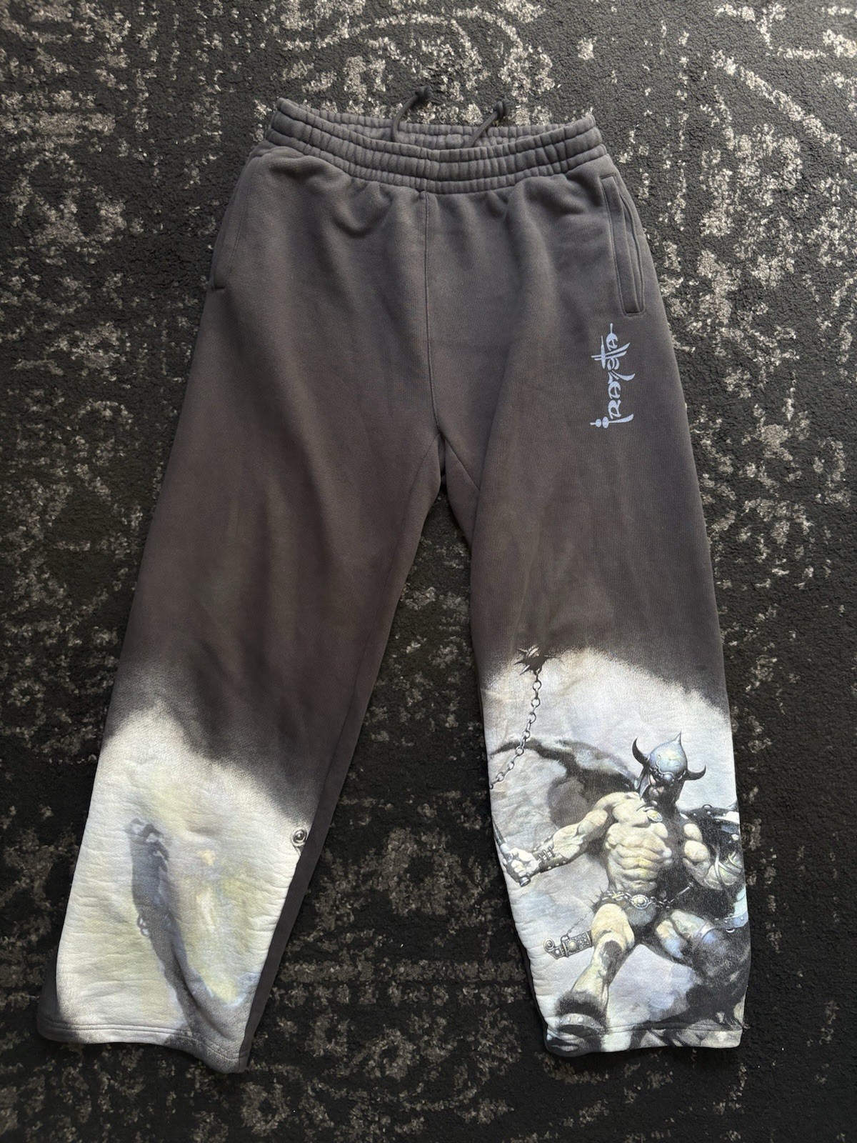 Gymshark x Frazetta Joggers Men’s M Limited Edition RARE Graphic Pants