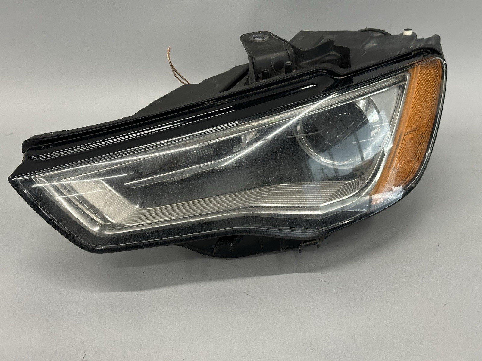 15-16 Audi A3 S3 Xenon/HID Left Driver Head Light Lamp 8Q3 Self Adjusting OEM