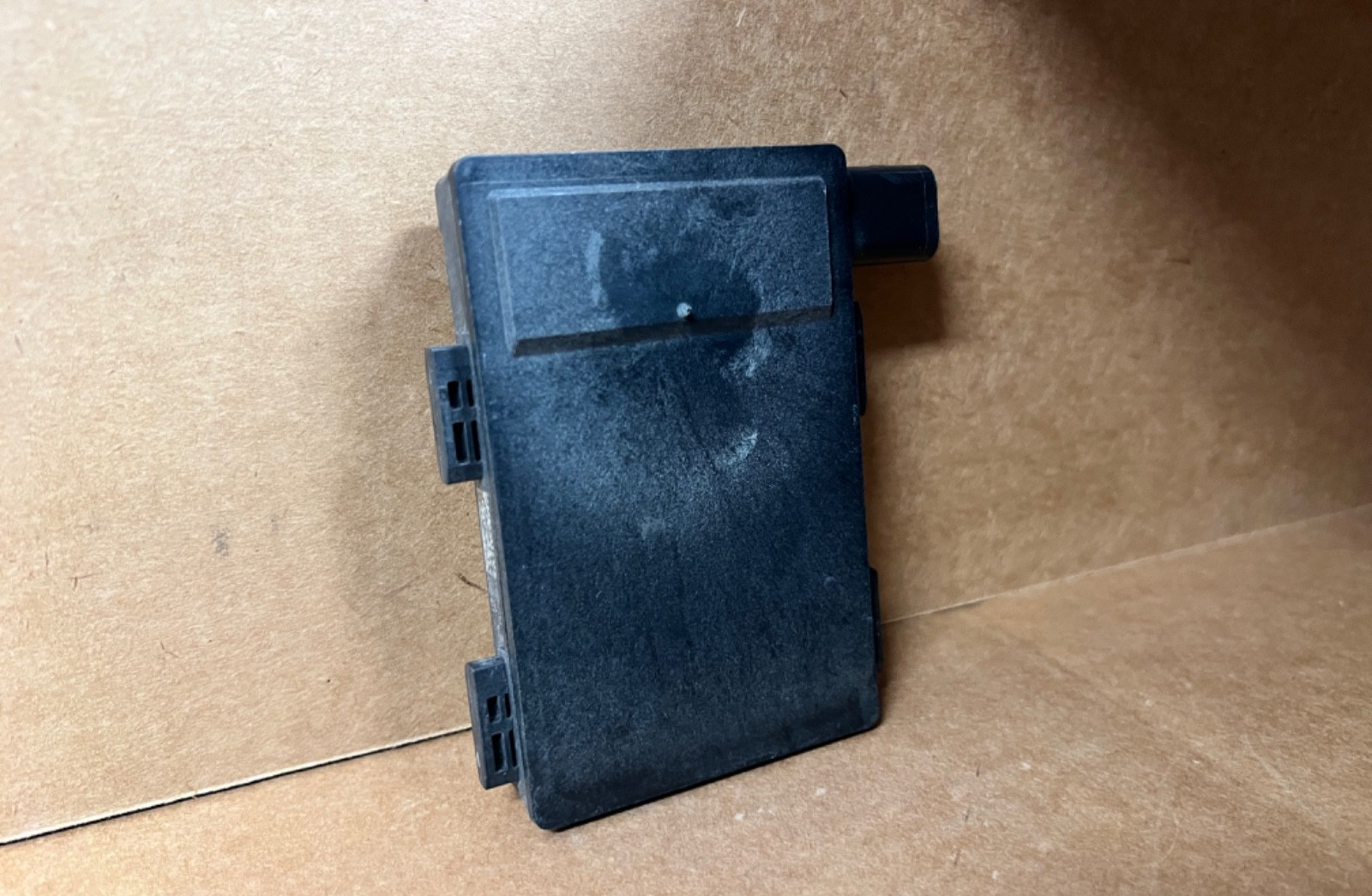 OEM 2021-2023 Ford F-150 Cruise Control Radar Distance Sensor ML3T-9G768-AL OEM 2021-2023 Ford F-150 Cruise Control Radar Distance Sensor ML3T-9G768-AL