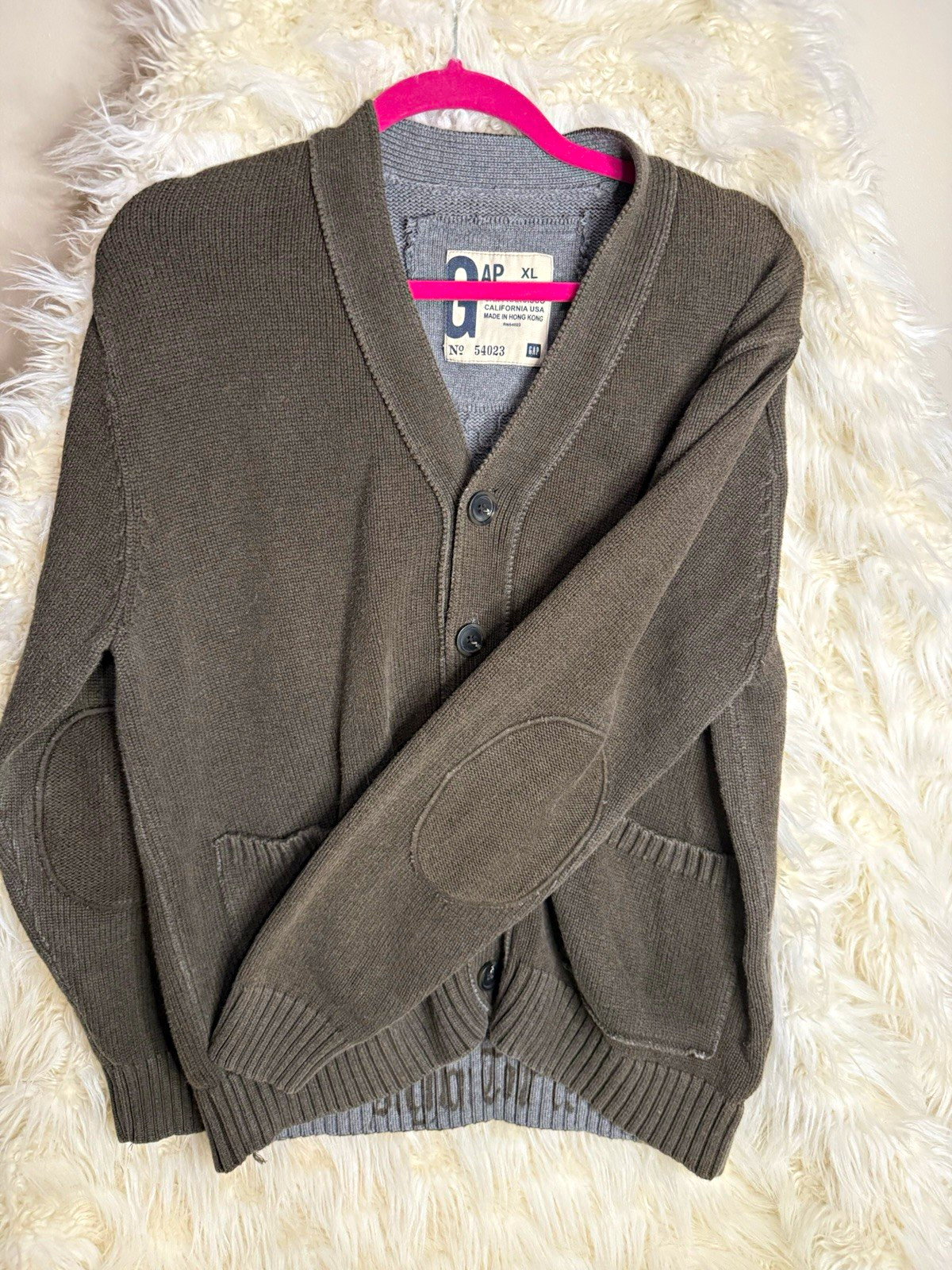 Vintage GAP Brighton Tour ’69 Cardigan Sweater XL Gray Elbow Patch Preppy Vintage GAP Brighton Tour ’69 Cardigan Sweater XL Gray Elbow Patch Preppy