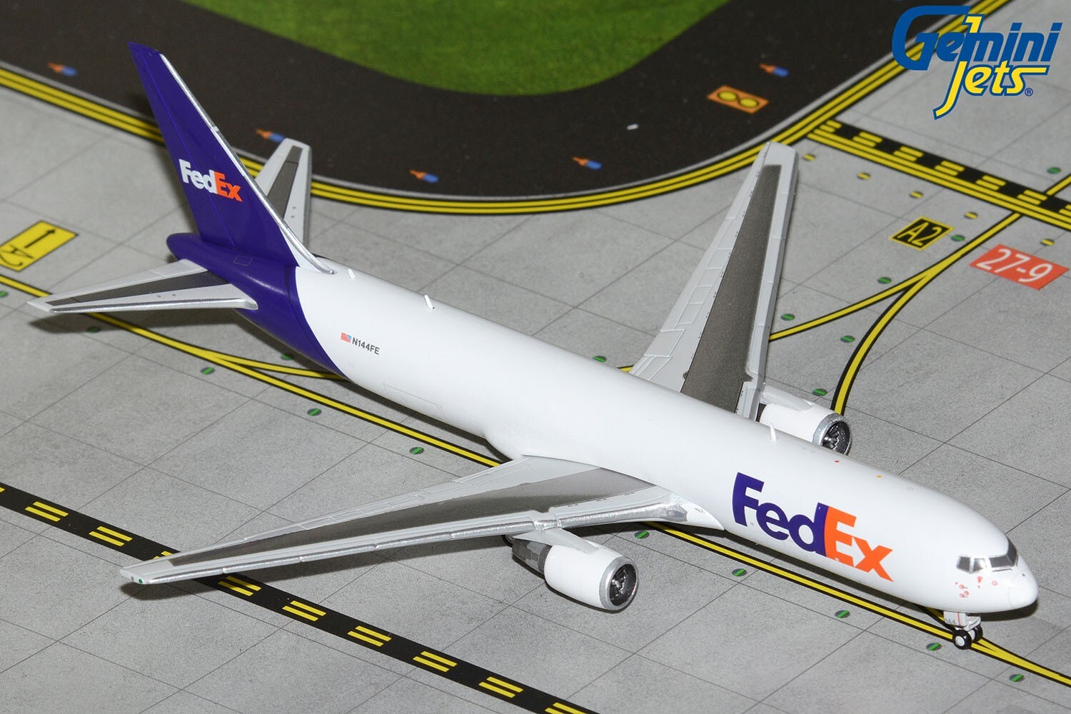 FedEx Boeing 767-300F New Livery Gemini Jets GJFDX2311 Scale 1:400 IN STOCK FedEx Boeing 767-300F New Livery Gemini Jets GJFDX2311 Scale 1:400 IN STOCK