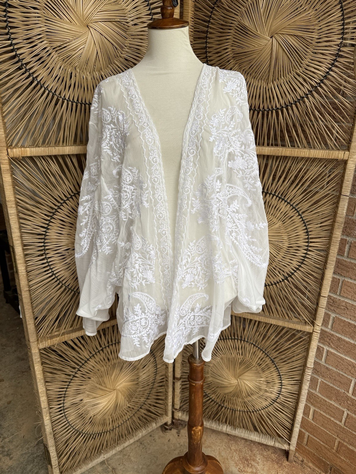 Sundance White Embroidered Open Front Kimono Cardigan Sheer Boho Paisley XL Sundance White Embroidered Open Front Kimono Cardigan Sheer Boho Paisley XL