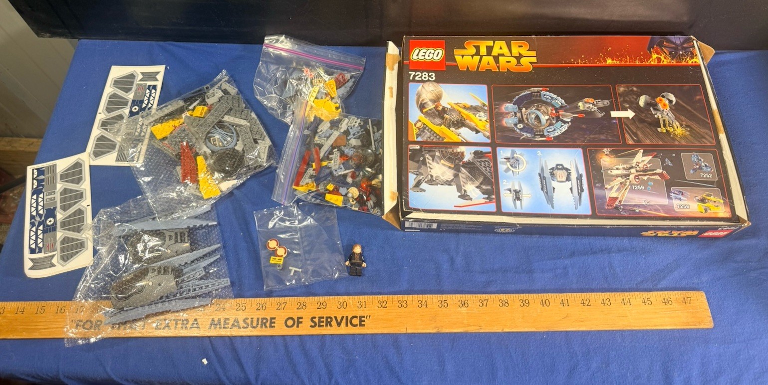 LEGO Star Wars 7283 Ultimate Space Battle 2005 Open Box Possibly Complete w/ Box