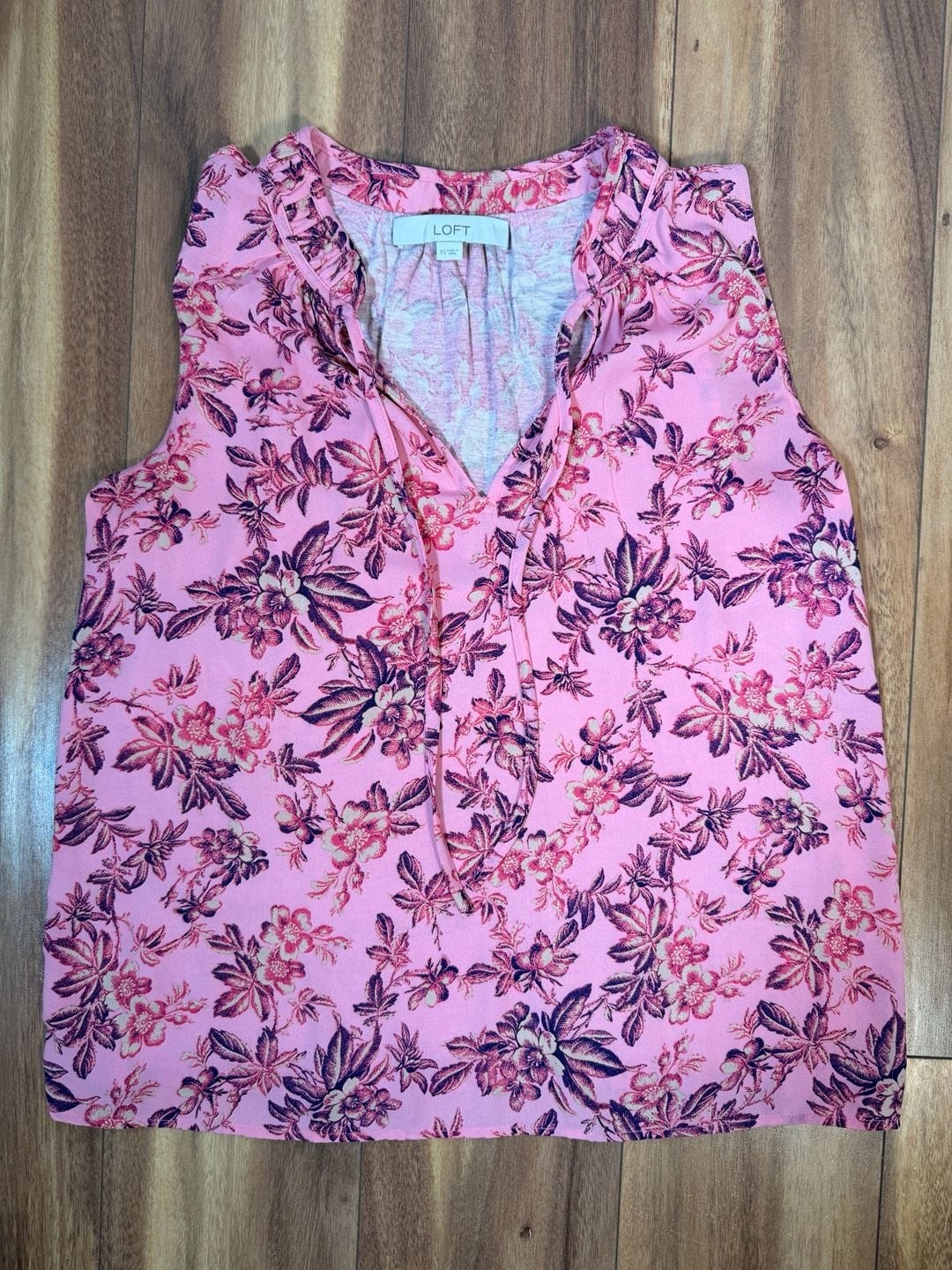LOFT Floral Sleeveless Blouse XS Pink Tie Neck LOFT Floral Sleeveless Blouse XS Pink Tie Neck
