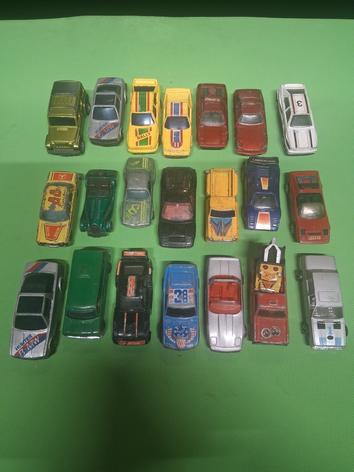 Vintage 80s 90s Diecast Car Grab Bag Lot of 22 - Maisto Summer Zee Toys