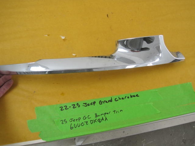 jeep grand cherokee 22 23 24 25 oem 6uu0zdx8aa chrome bumper trim molding