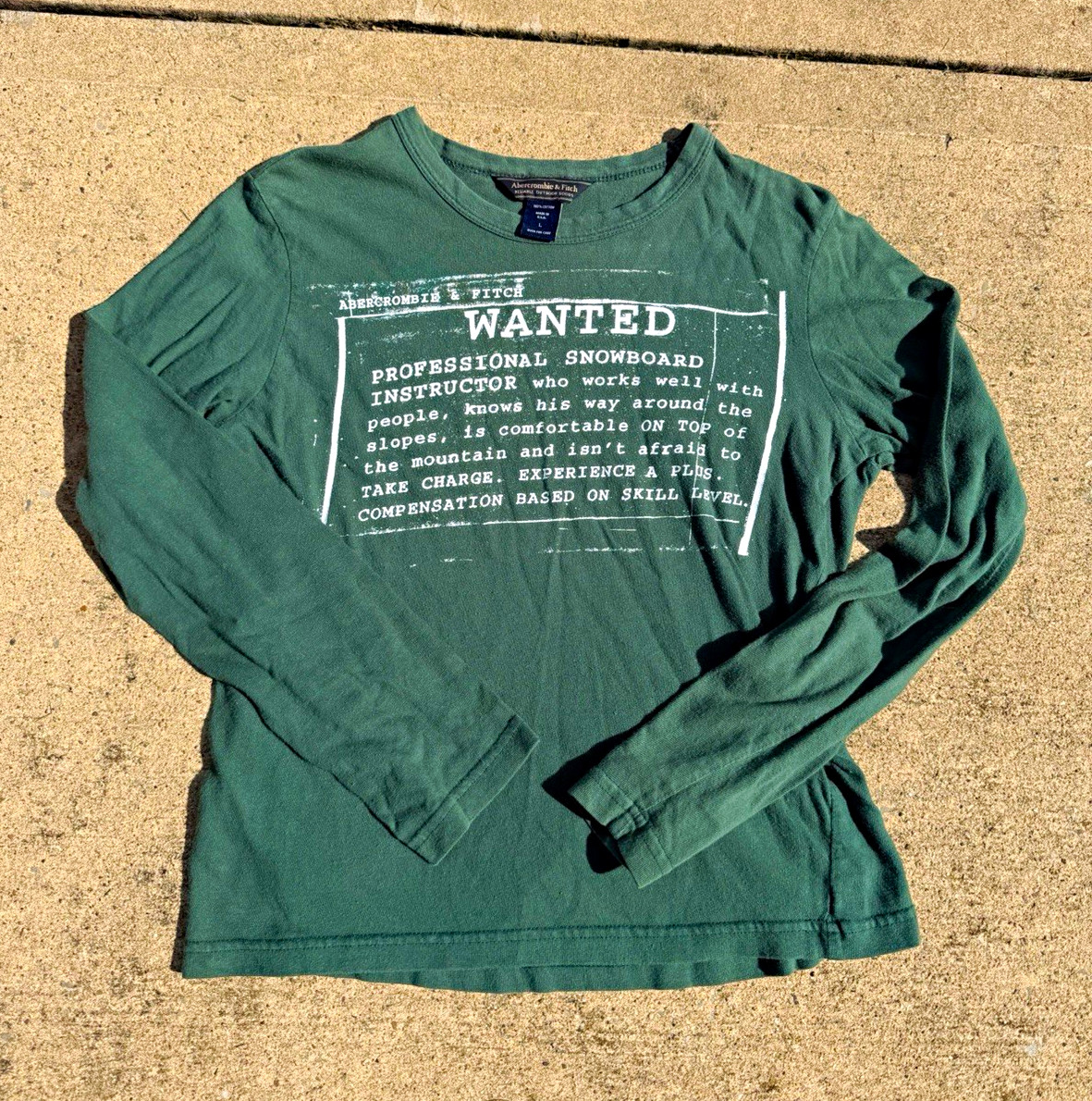 Vintage Abercrombie & Fitch Men\'s L Green Long Sleeve Crew Neck Graphic Logo Tee Vintage Abercrombie & Fitch Men\'s L Green Long Sleeve Crew Neck Graphic Logo Tee