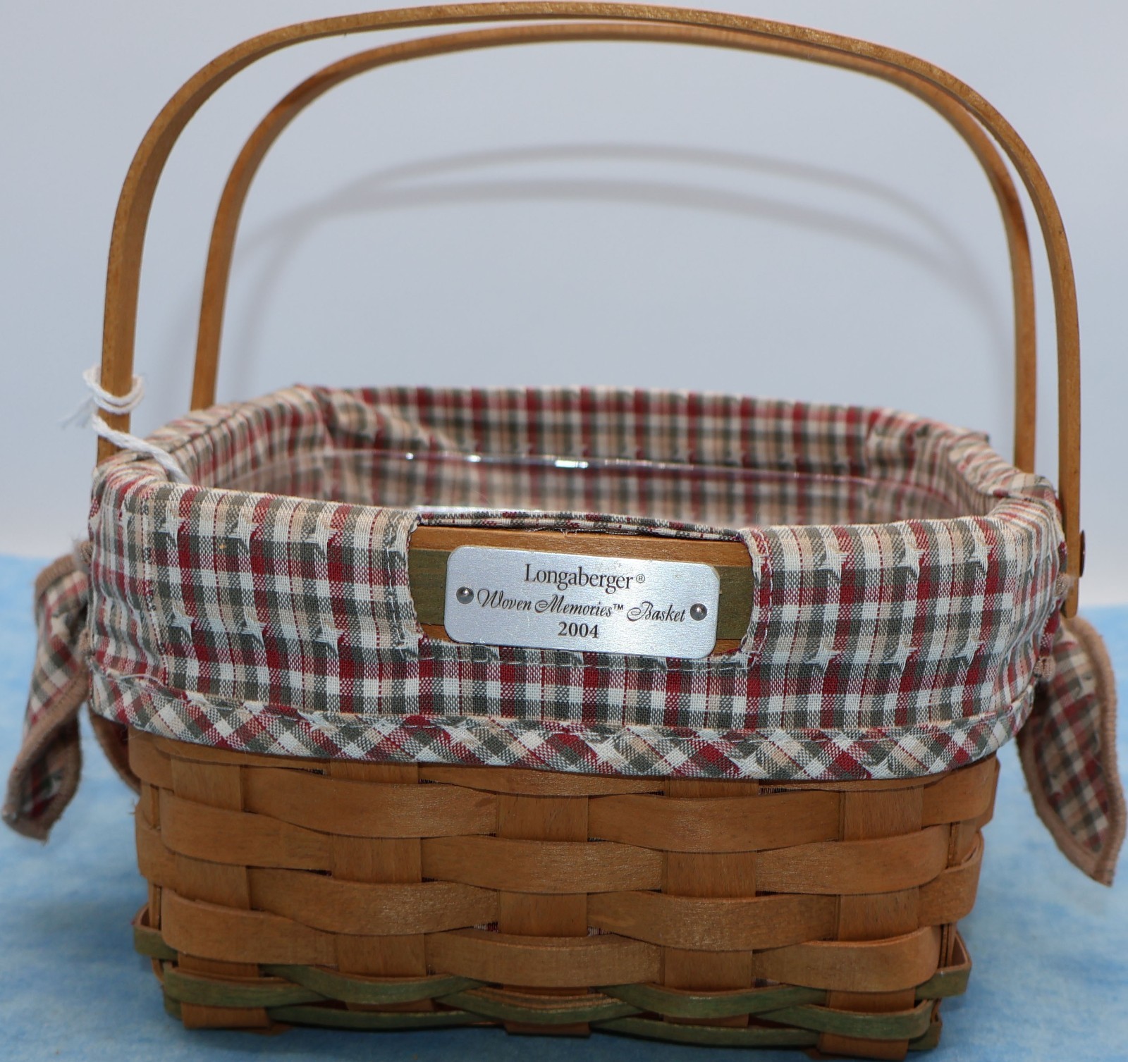 Longaberger 2004 Woven Memories Basket, Plaid Liner, and Protector