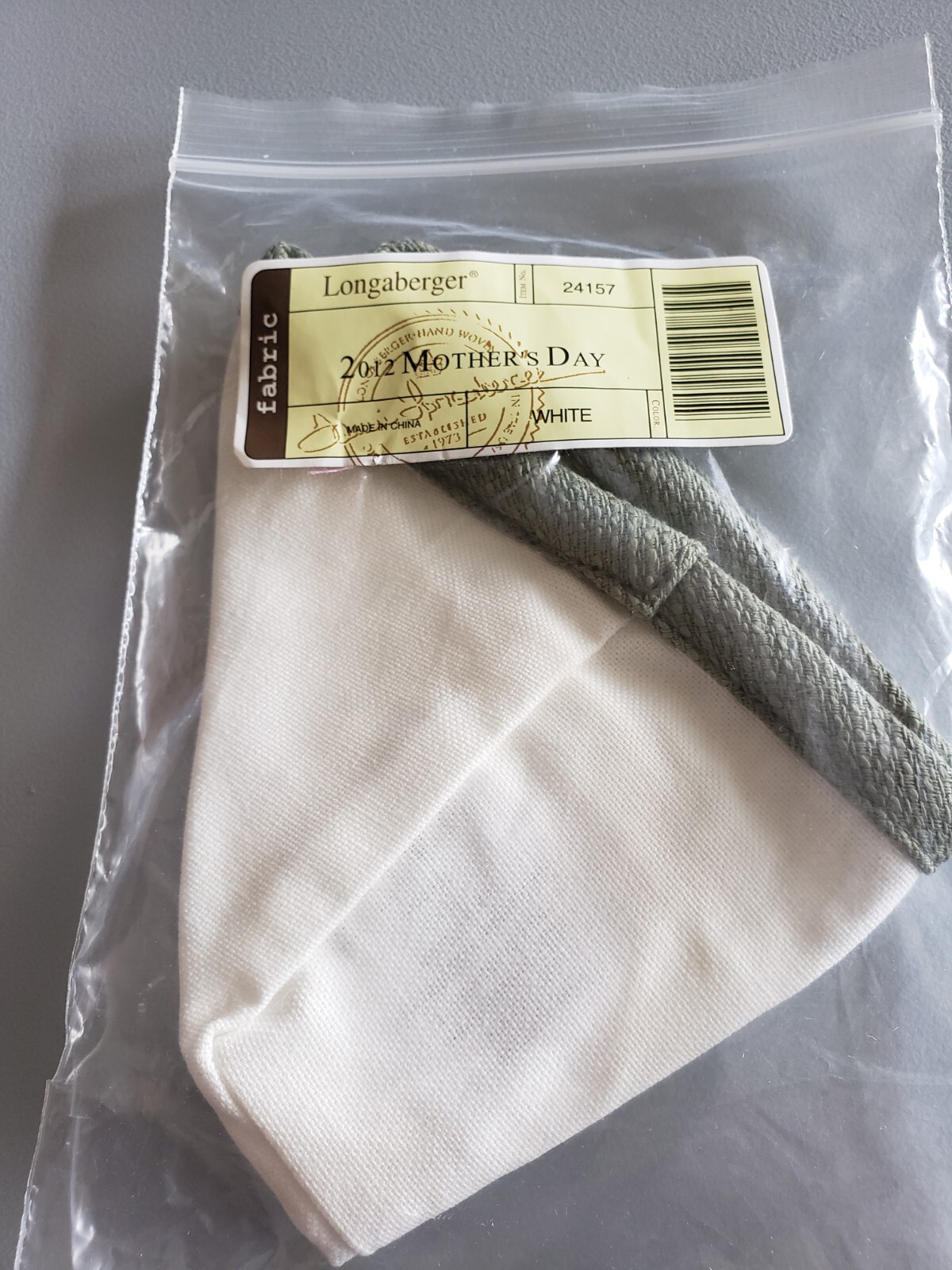 Longaberger 2012 Mothers Day..Basket Liner..Nip.LOOK Longaberger 2012 Mothers Day..Basket Liner..Nip.LOOK