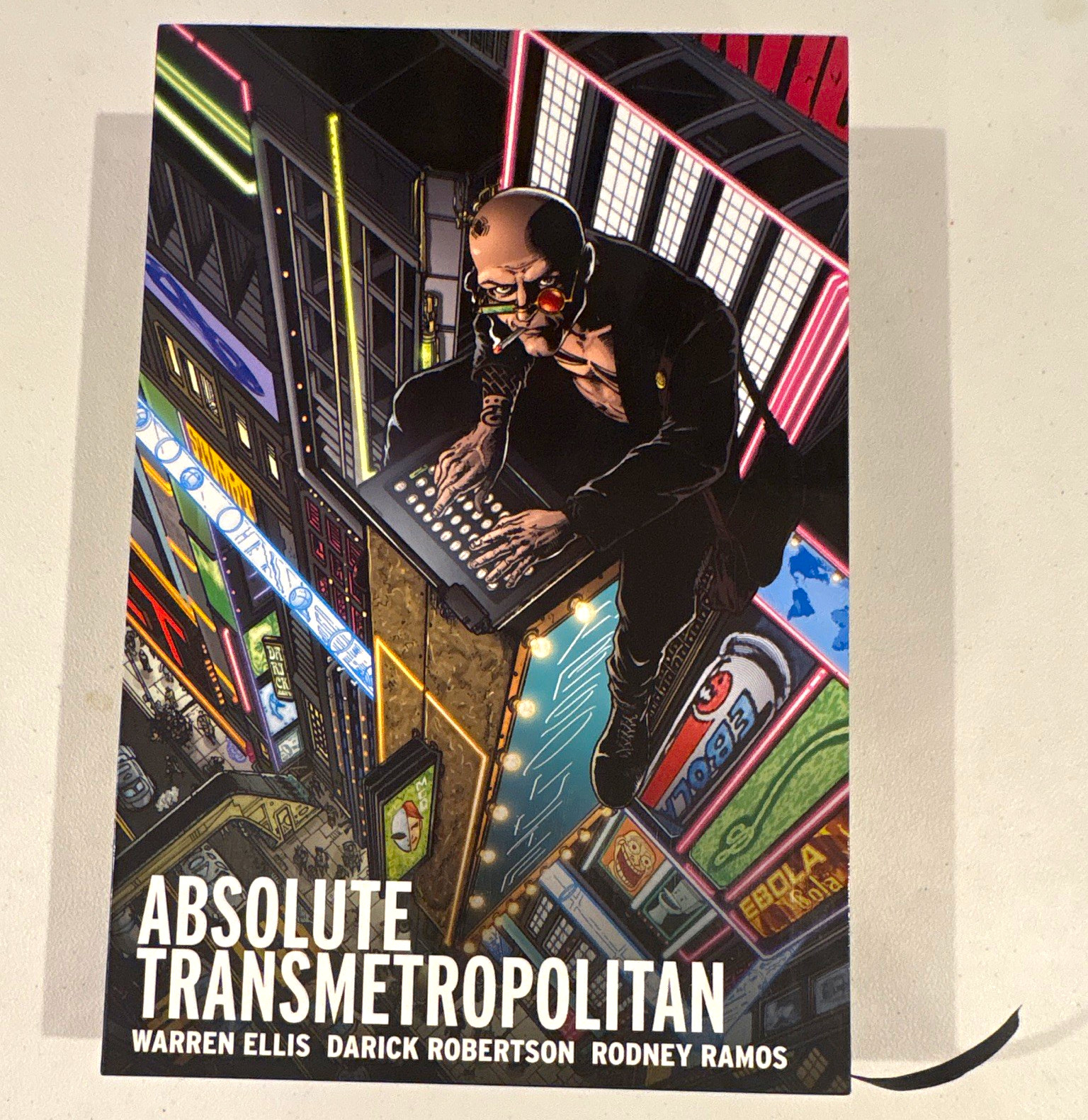 DC Comics Absolute Transmetropolitan Vol 1 HC #1 3rd Printing (2015) Ellis DC Comics Absolute Transmetropolitan Vol 1 HC #1 3rd Printing (2015) Ellis