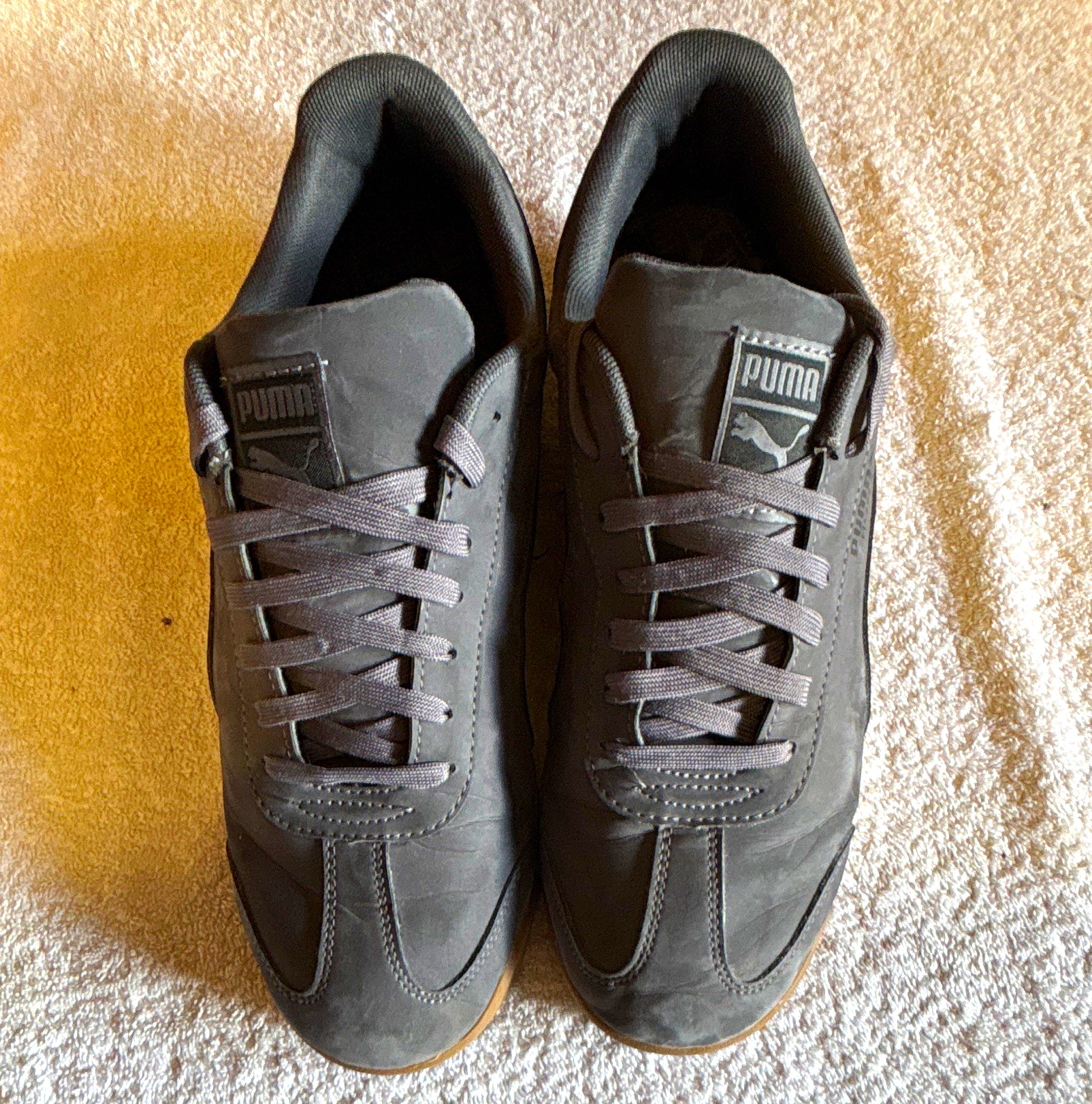 PUMA Men’s Low Top Lace-Up Sneaker Gray/Black Solid 358954 05