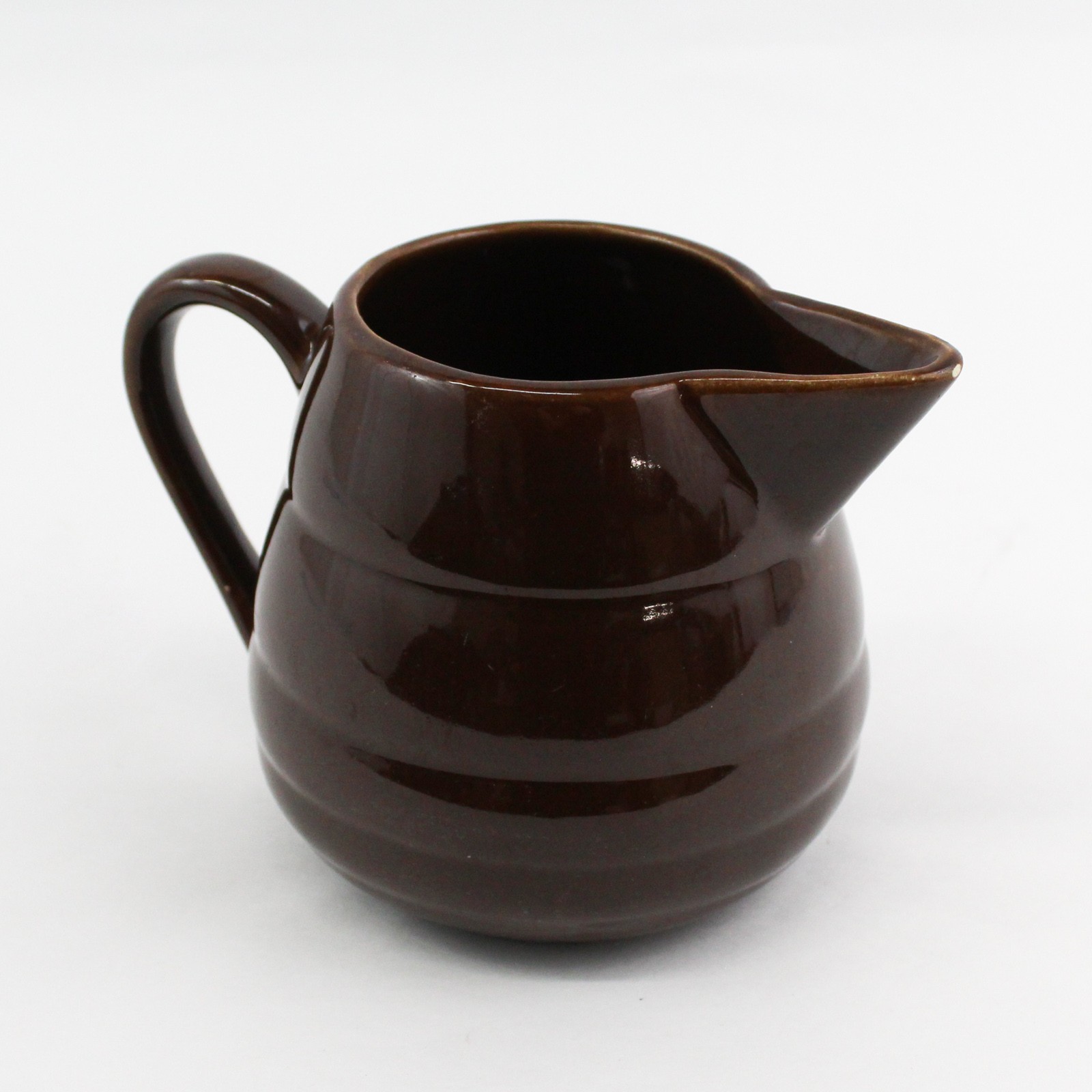 Vintage Bauer Pottery Beehive Pitcher 4.75\