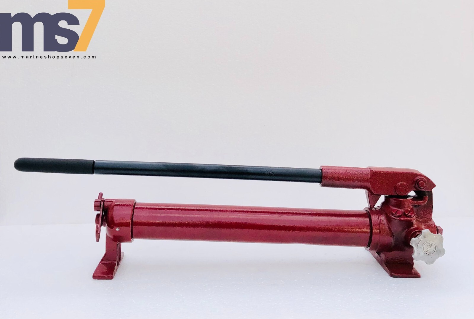 RIKEN SEIKI P-18 MANUAL HYDRAULIC HAND PUMP CAPACITY 700 BAR/10,000 PSI #2