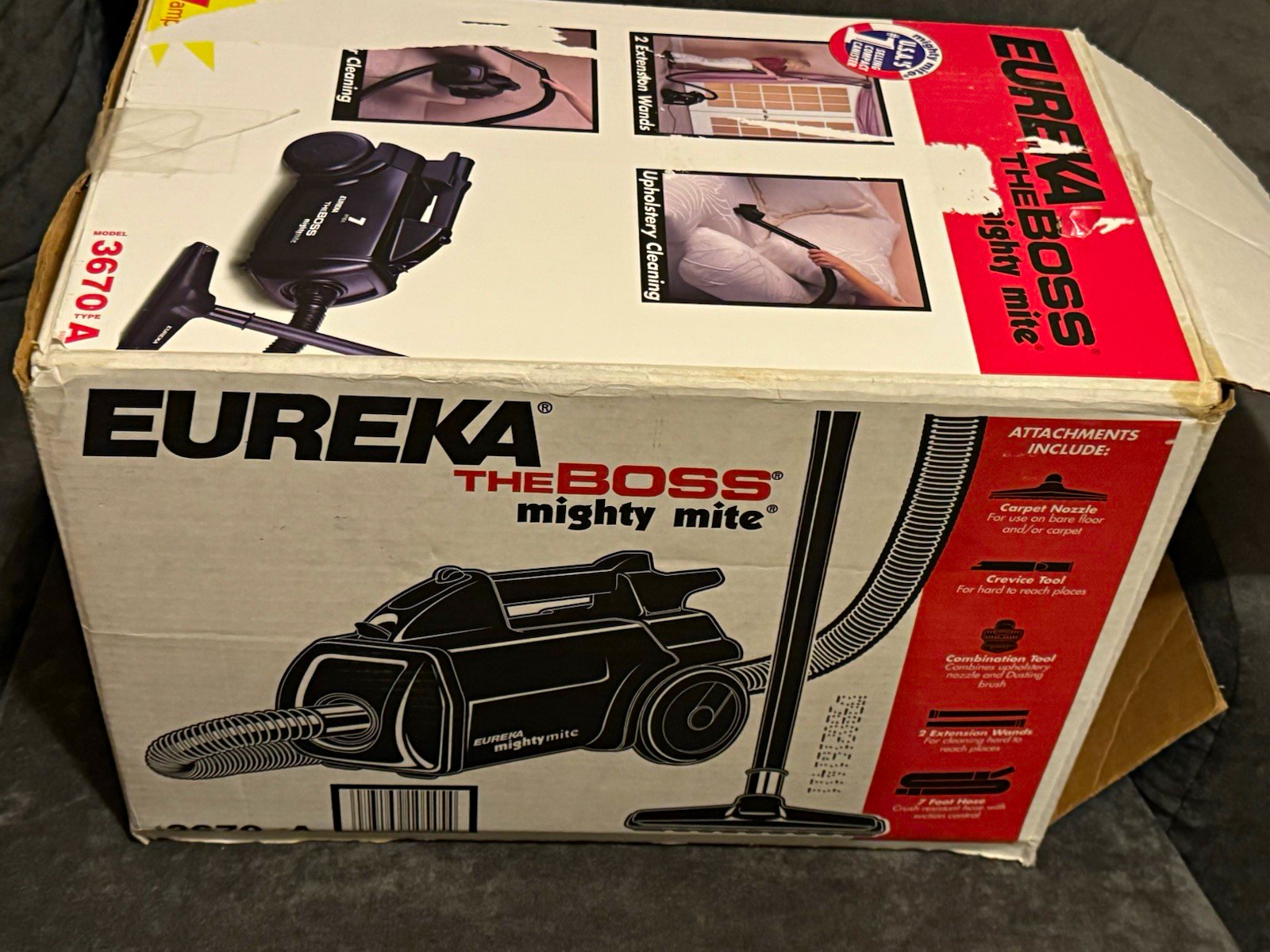 Eureka The Boss Mighty Mite 3670A Canister Vacuum Bagged Black 7A Crevice