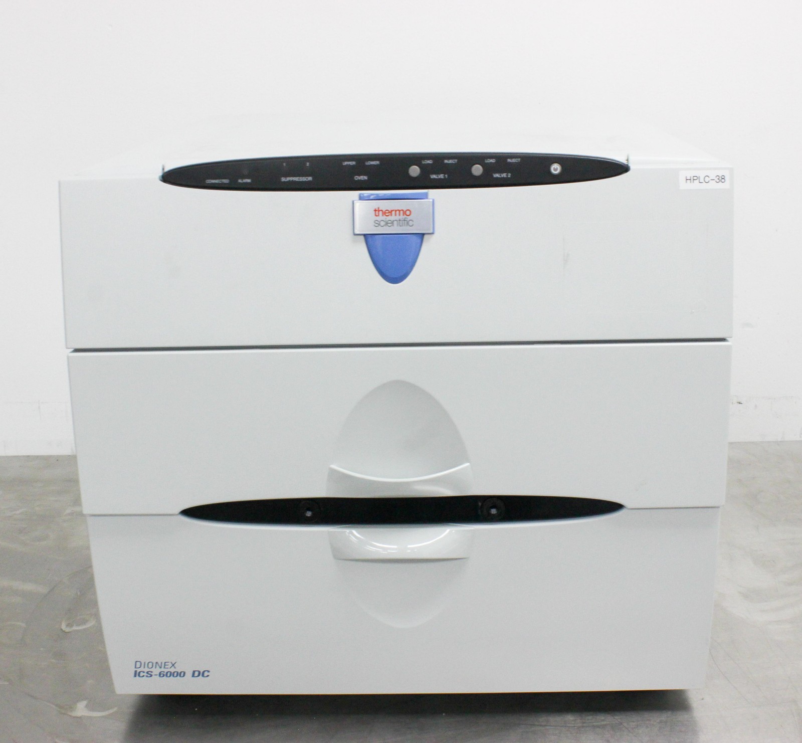 Thermo Fisher Scientific Dionex ICS-6000 DC-6 Chromatography Module (3320824973)
