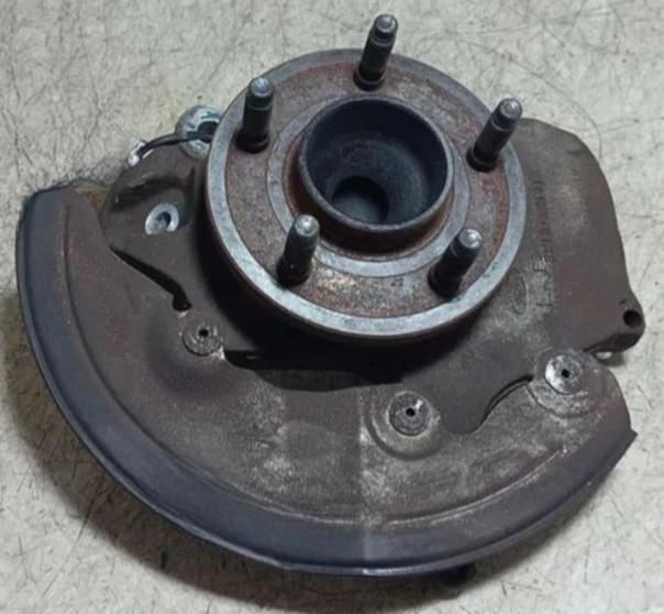 2003-2011 Ford Crown Victoria Front Left Driver Spindle Knuckle Assembly OEM