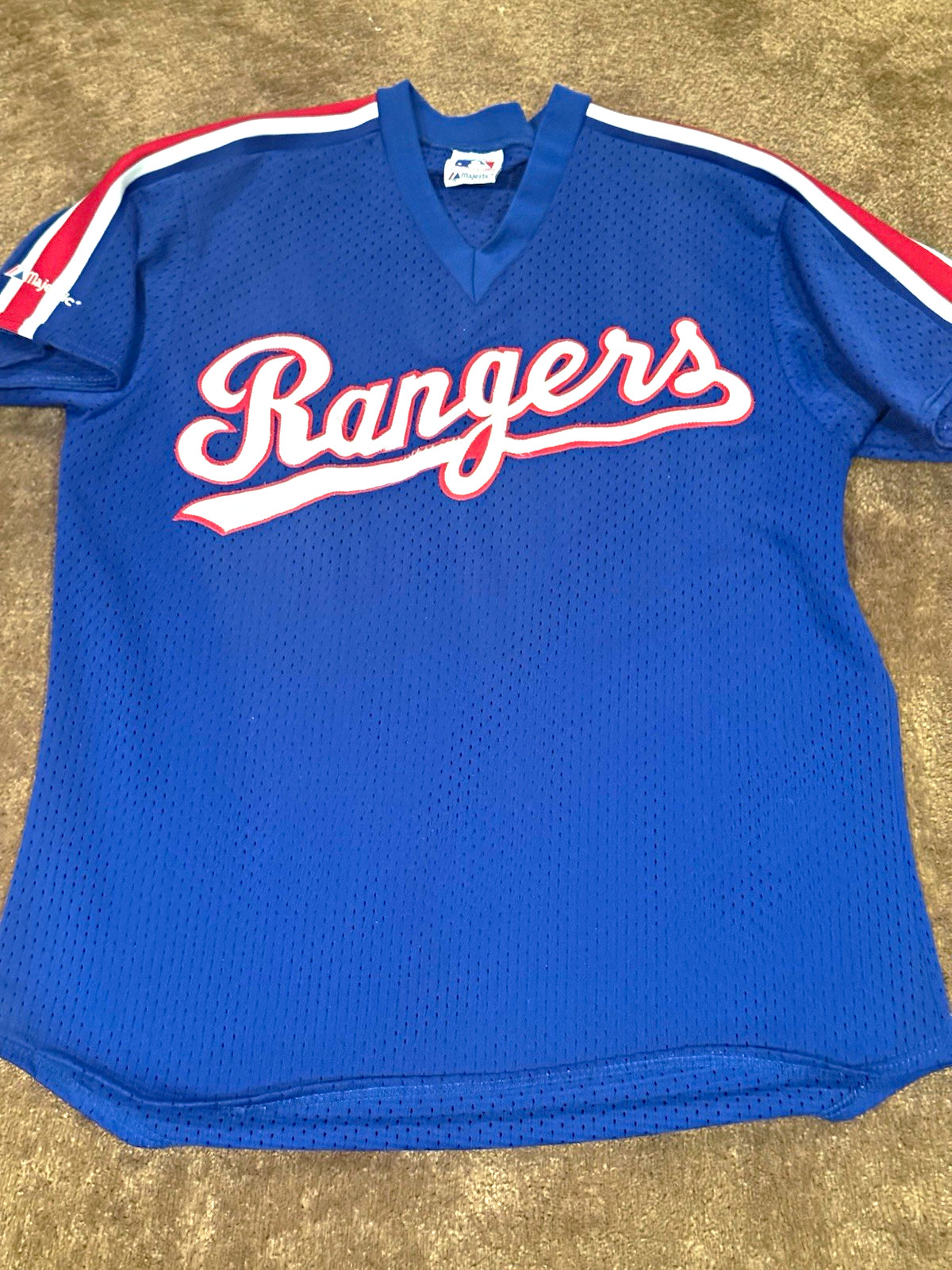 Vintage 1990s Texas Rangers BP jersey by majestic Sz XL