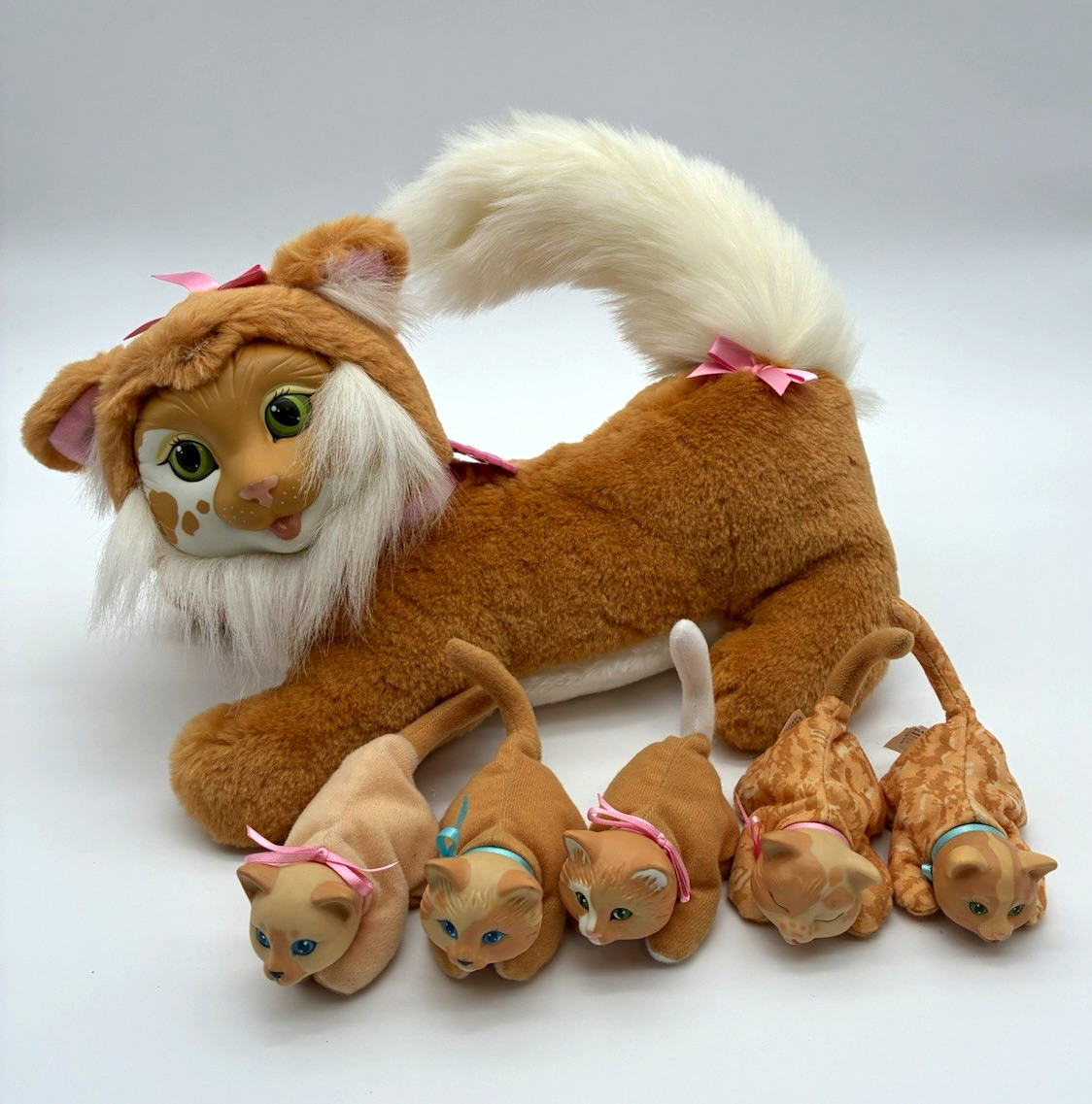 Vintage 1992 Hasbro Kitty Surprise Cat Plush 5 Kittens Complete Collar