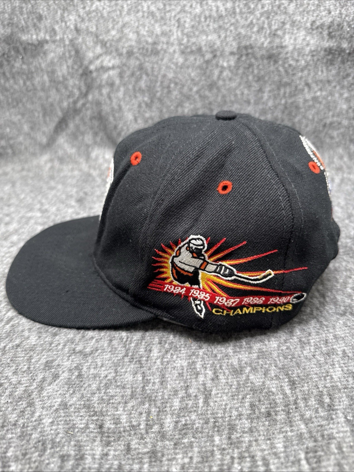 Vintage Edmonton Oilers 1990 Stanley Cup Champions NHL Annco Snapback Hat Cap
