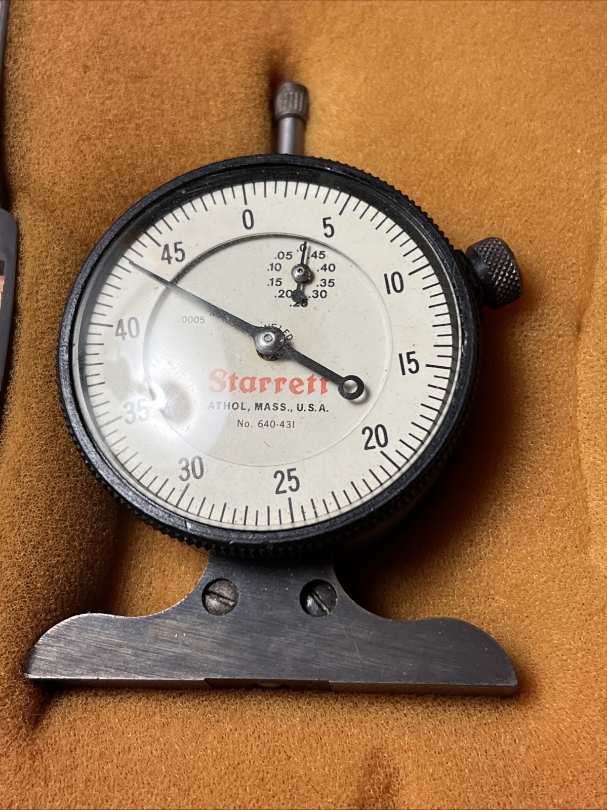 Nice Starrett No. 640 - 431 Dial Depth Gage .500