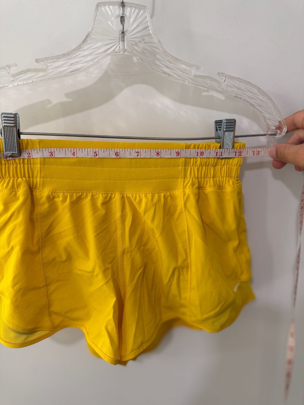 Lululemon Hotty Hot High-Rise Running Short 2 inch, Yellow, Size 4