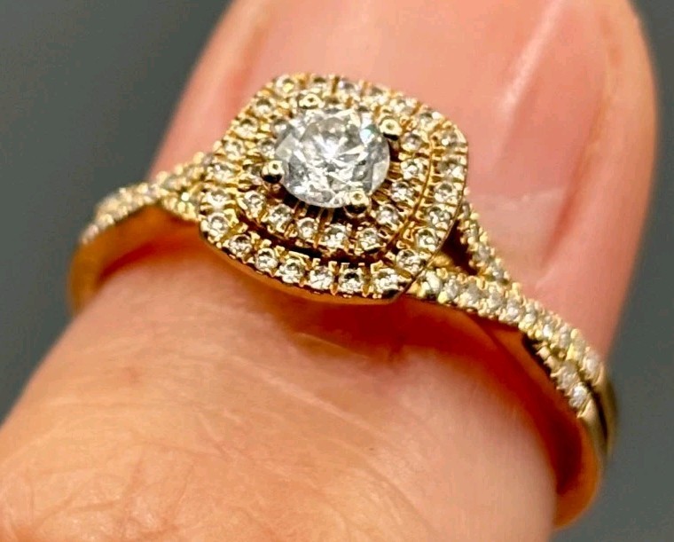 14kt Rose Gold 2.9g Double Halo Half Eternity Engagement Ring Sz 6.5 14kt Rose Gold 2.9g Double Halo Half Eternity Engagement Ring Sz 6.5